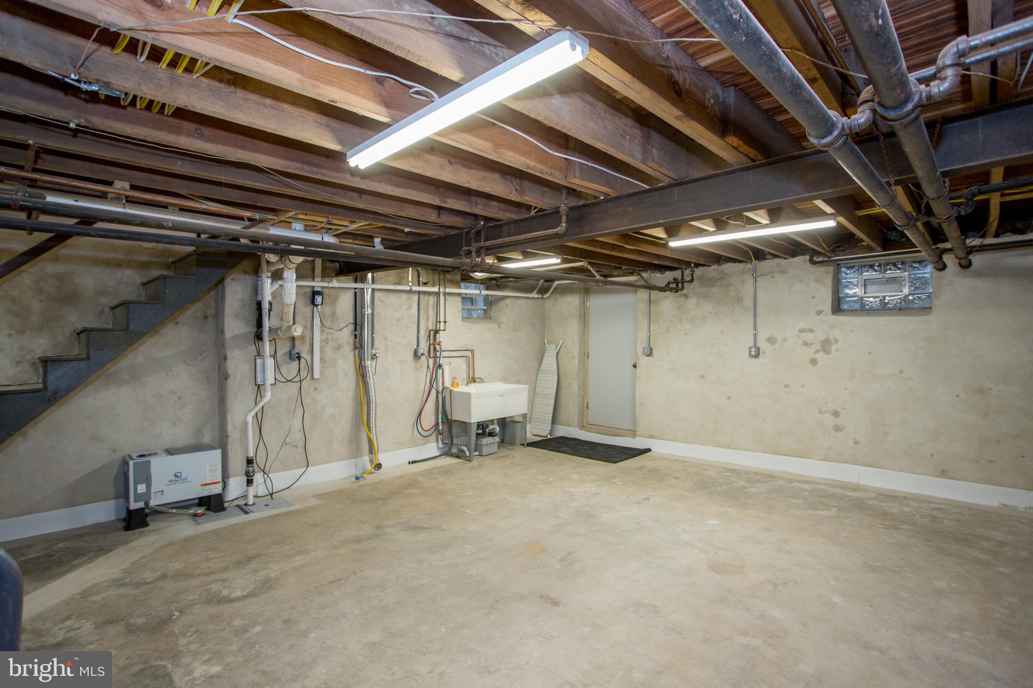 ELKINS PARK - Residential