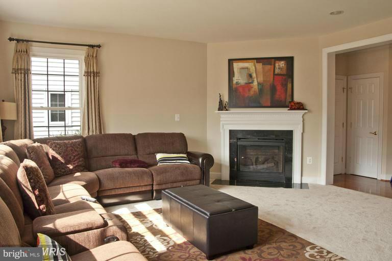 BRAMBLETON LANDBAY 2 - Residential Lease