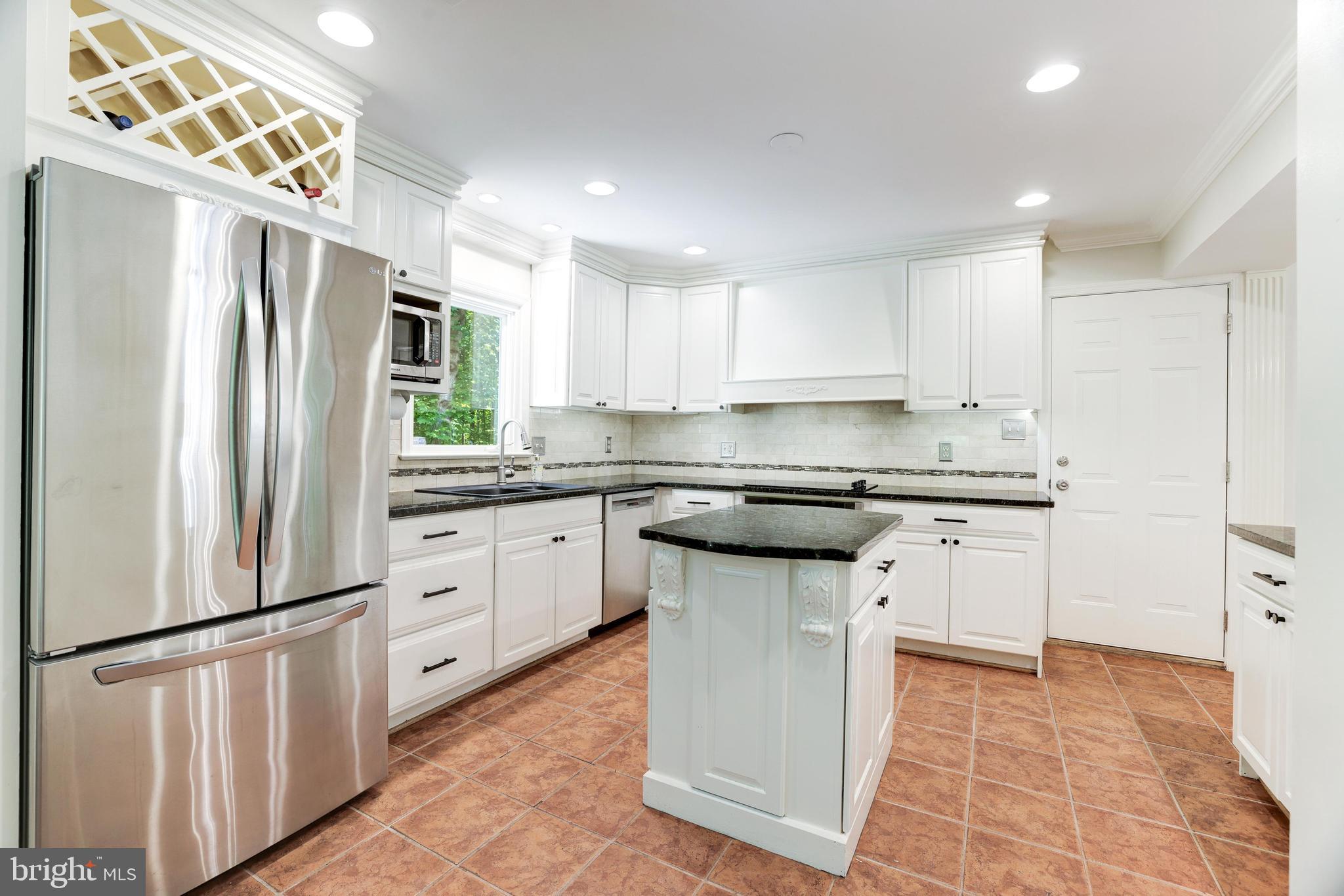 HICKORY HILLS 3 - Residential