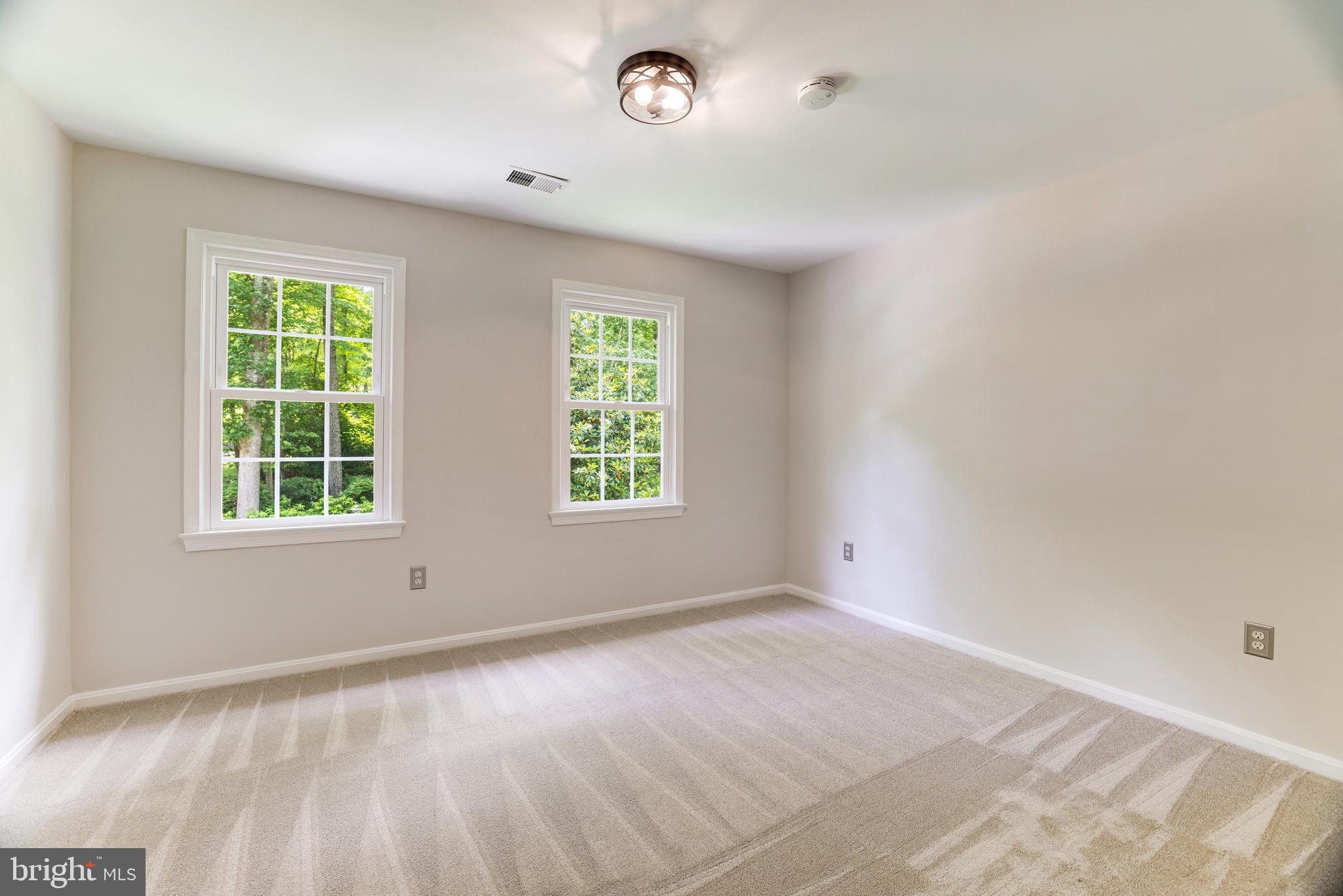 HICKORY HILLS 3 - Residential