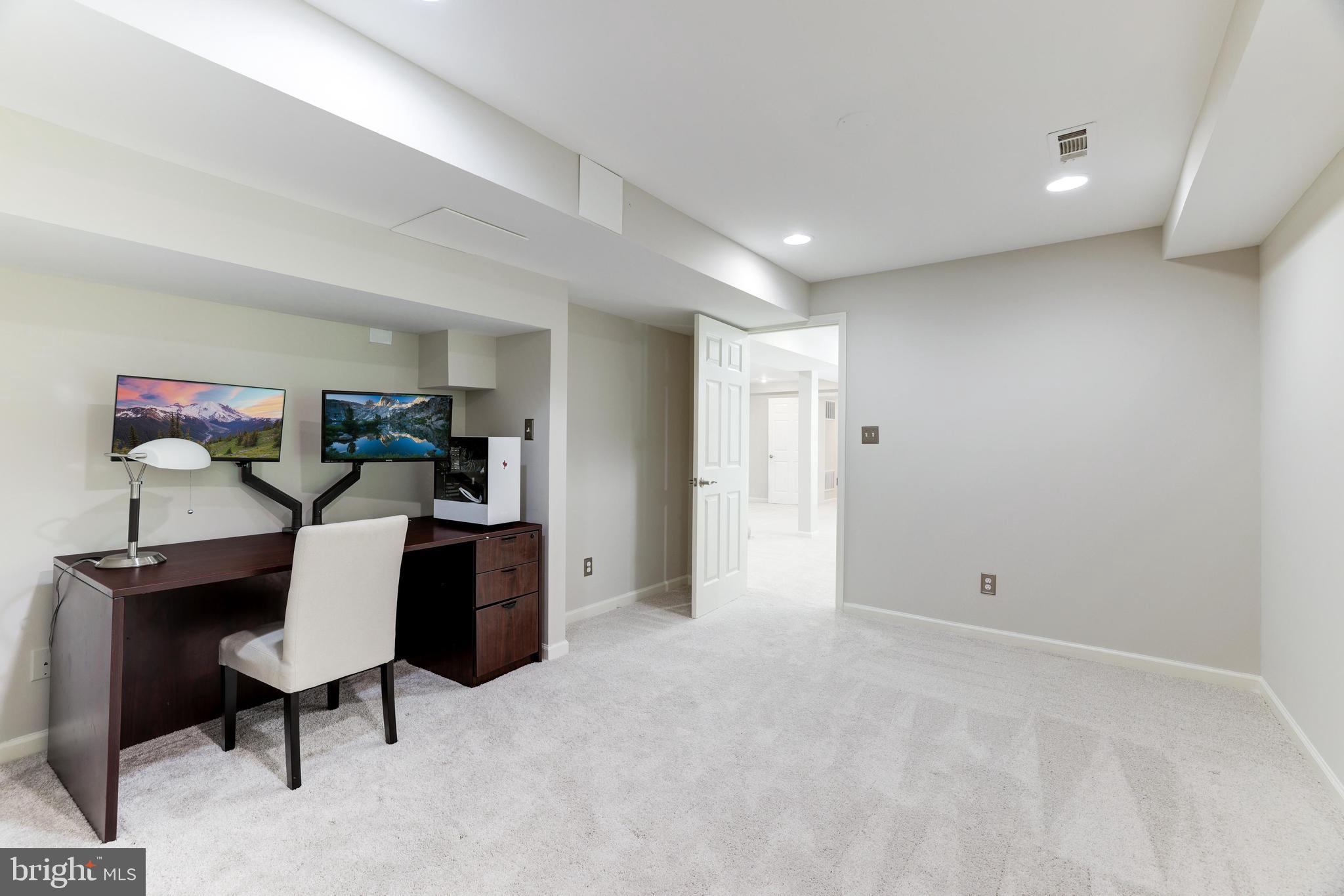 HICKORY HILLS 3 - Residential