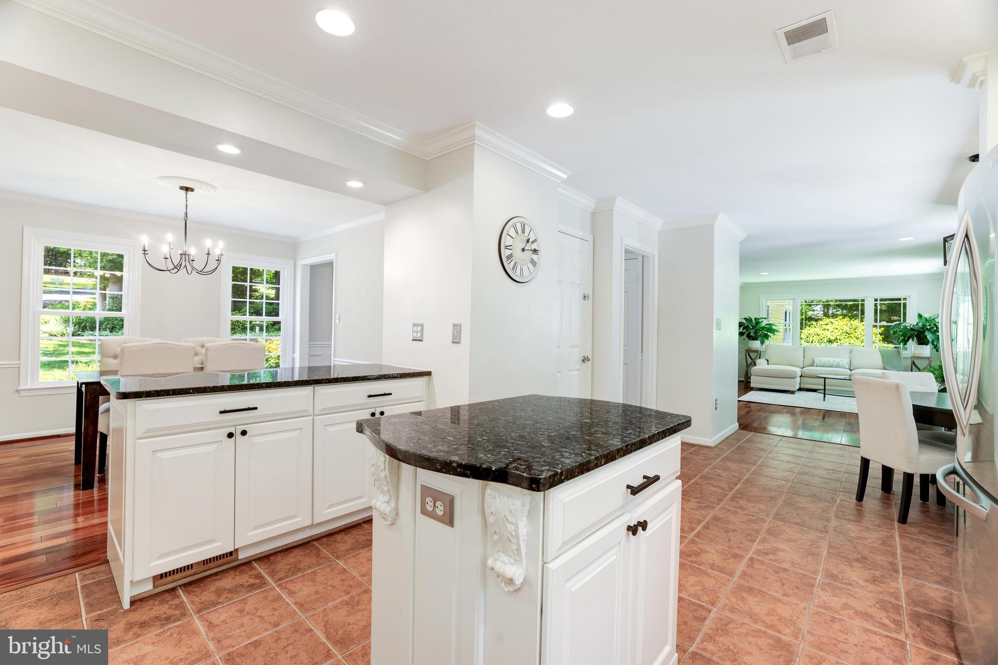 HICKORY HILLS 3 - Residential