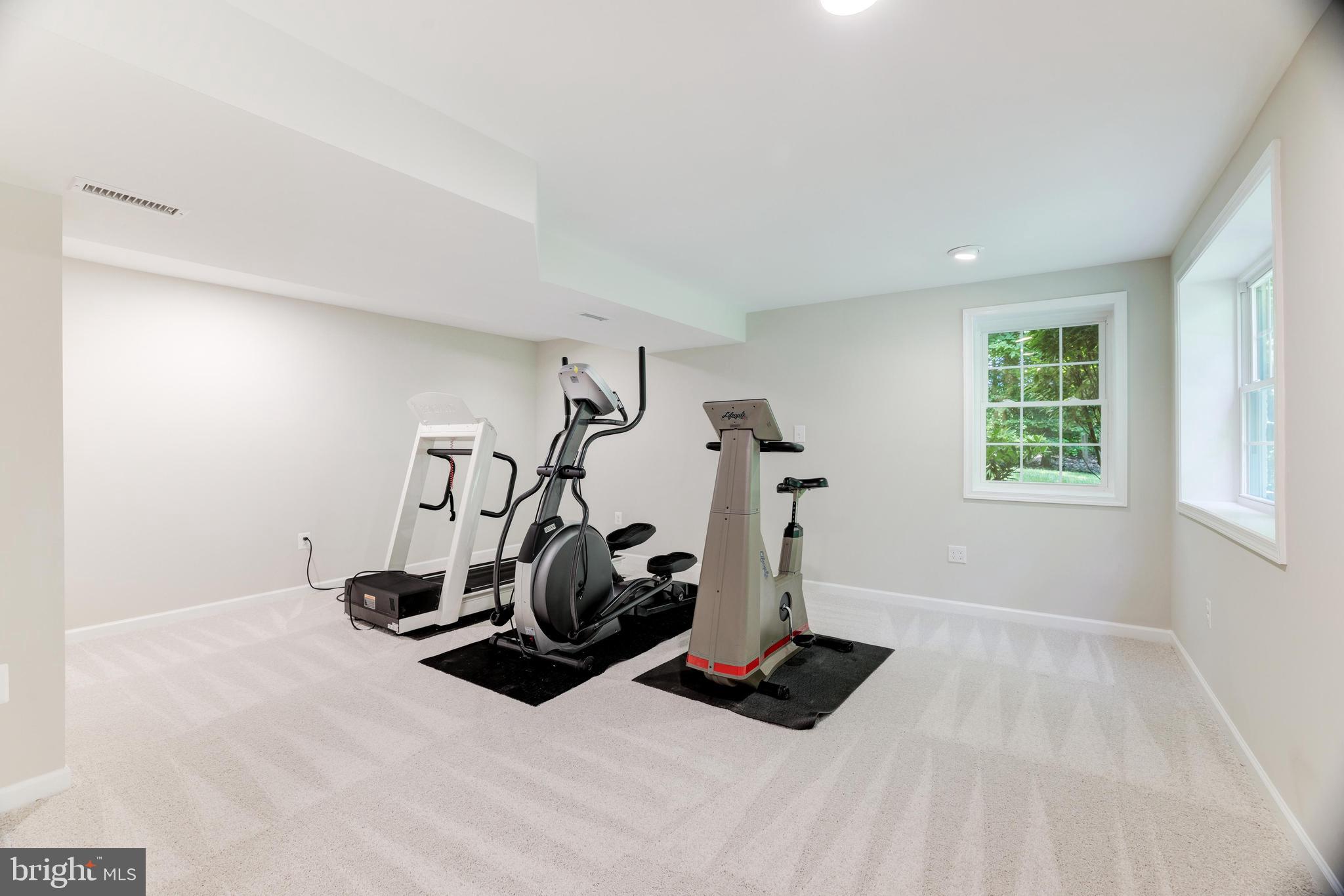 HICKORY HILLS 3 - Residential