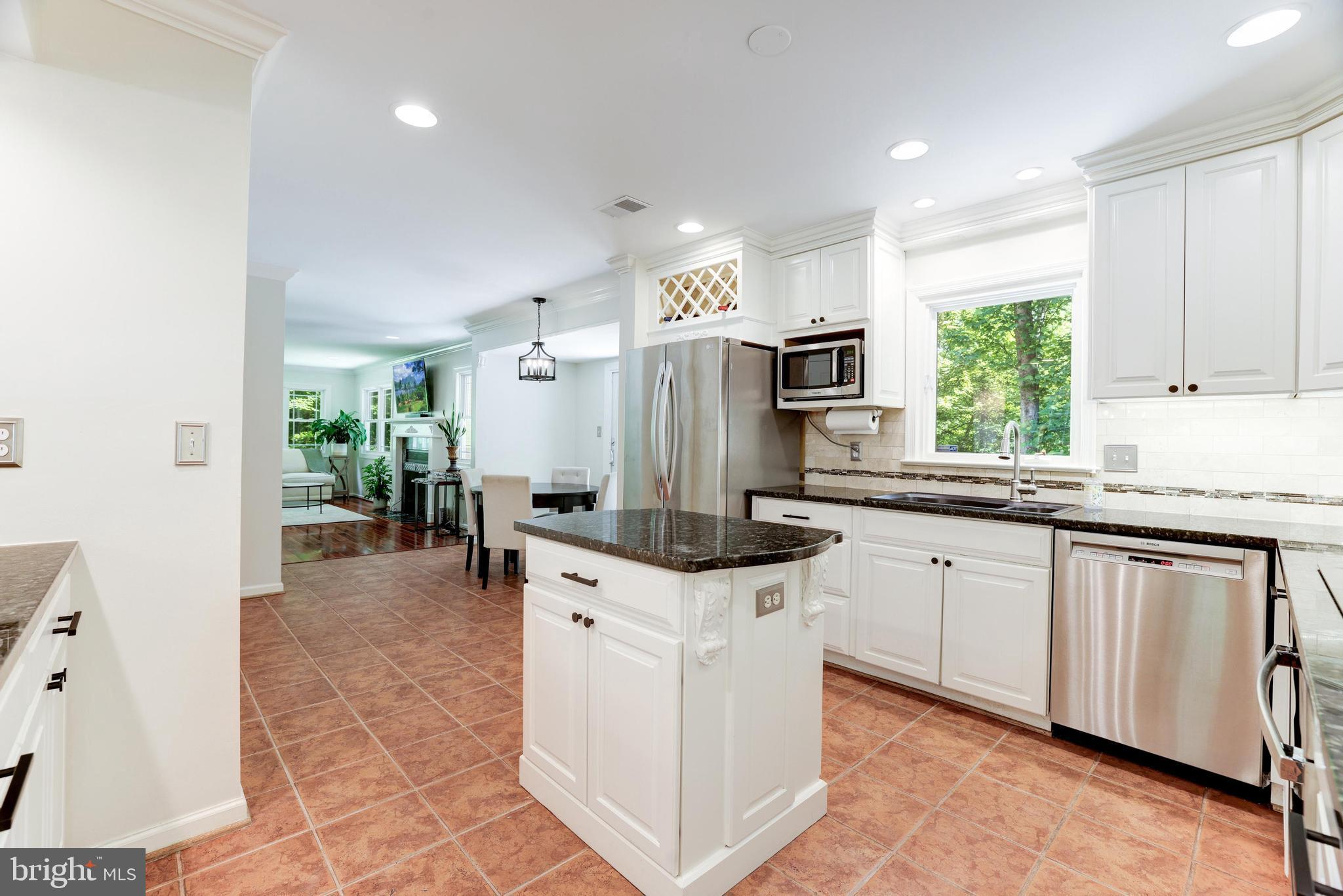 HICKORY HILLS 3 - Residential