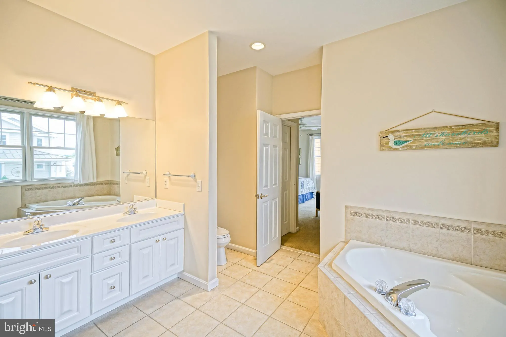 Lewes, Delaware 19958, United States, 5 Bedrooms Bedrooms, ,4 BathroomsBathrooms,Residential,Active,42234