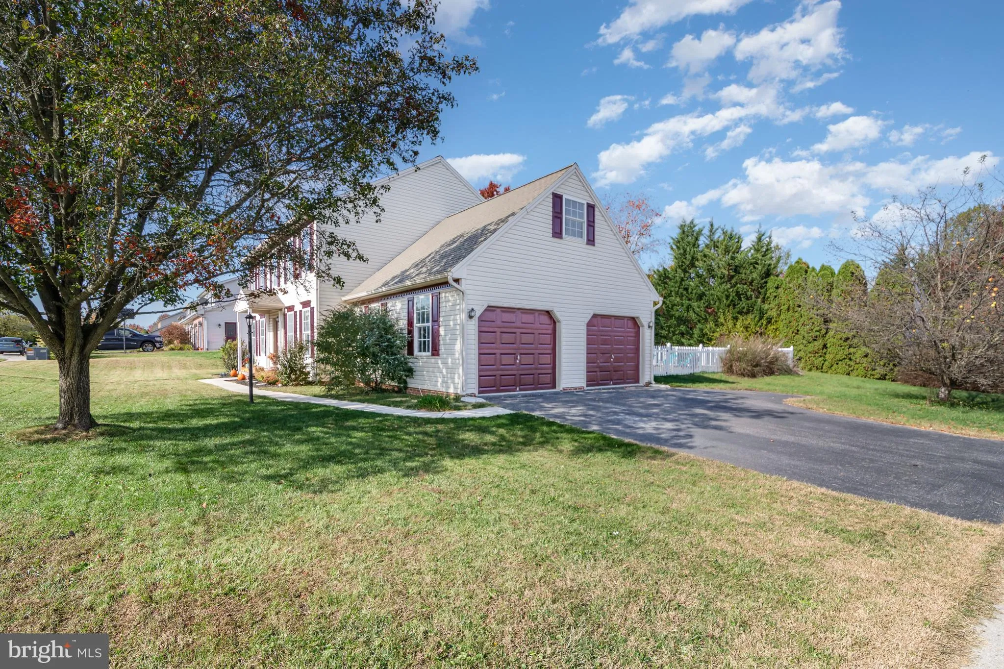 York, Pennsylvania 17408, United States, 4 Bedrooms Bedrooms, ,3 BathroomsBathrooms,Residential,Coming Soon,233639