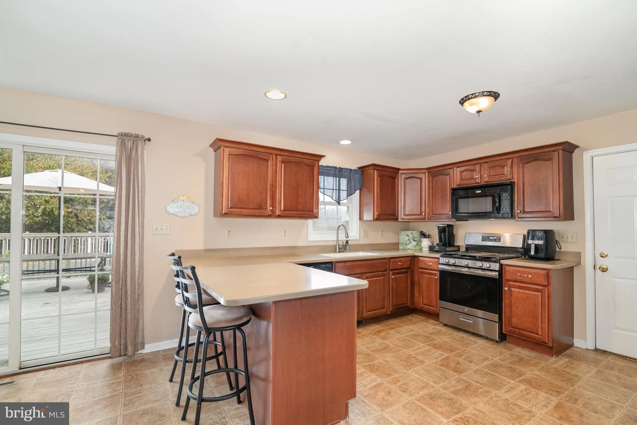 York, Pennsylvania 17408, United States, 4 Bedrooms Bedrooms, ,3 BathroomsBathrooms,Residential,Coming Soon,233639