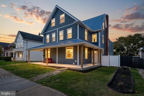 Photo of 419 3rd Street, NEW CUMBERLAND, PA 17070 (MLS # PACB2048008) Photo of 419 3rd Street, NEW CUMBERLAND, PA 17070 (MLS # PACB2048008)
