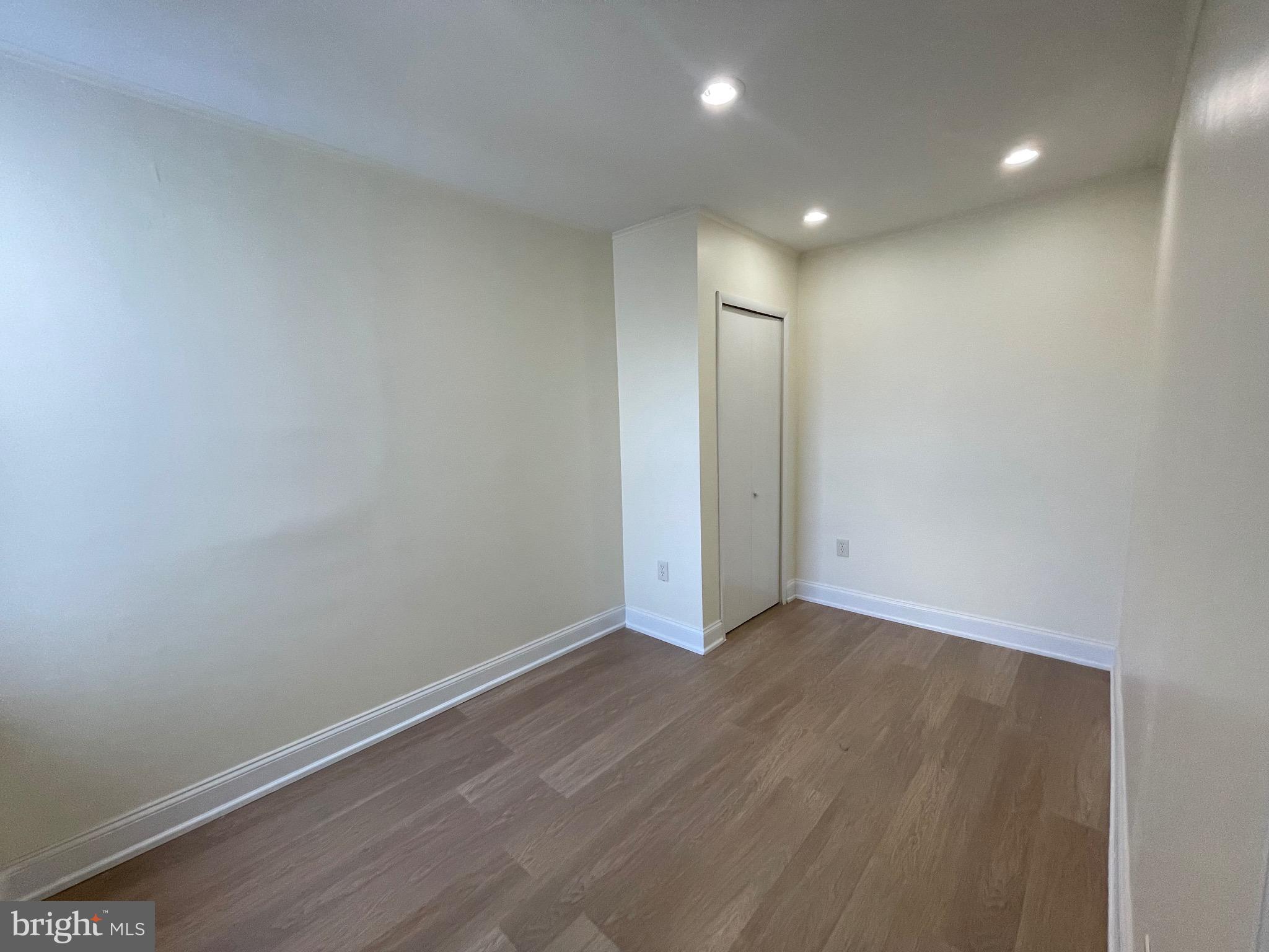 PHILADELPHIA (SOUTH) - Residential