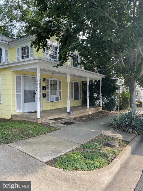 Condo For Rent - 627 Wolfe Street #APT B<br/> FREDERICKSBURG, VA 22401