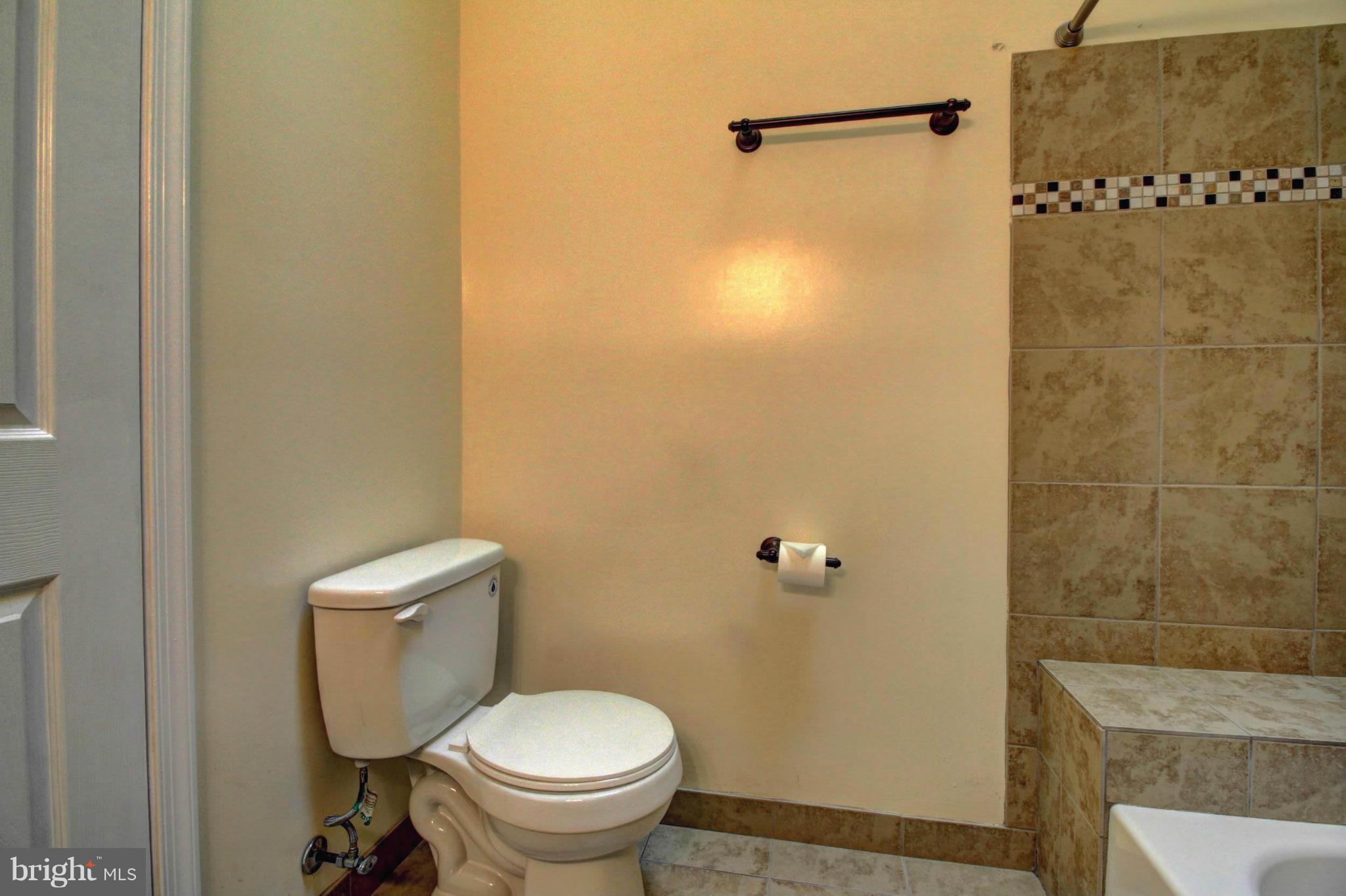 GRAYS POINTE - Residential