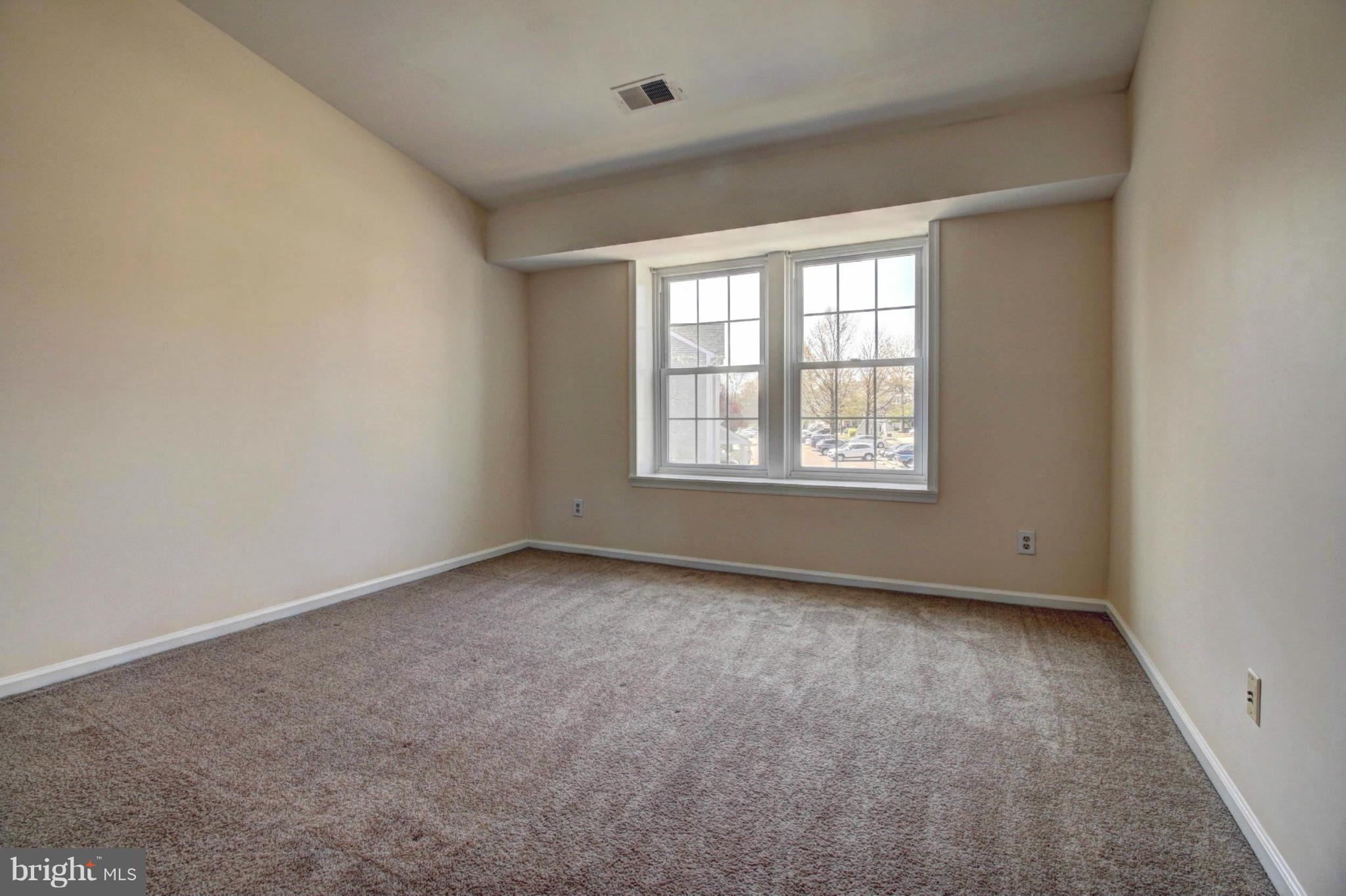 GRAYS POINTE - Residential