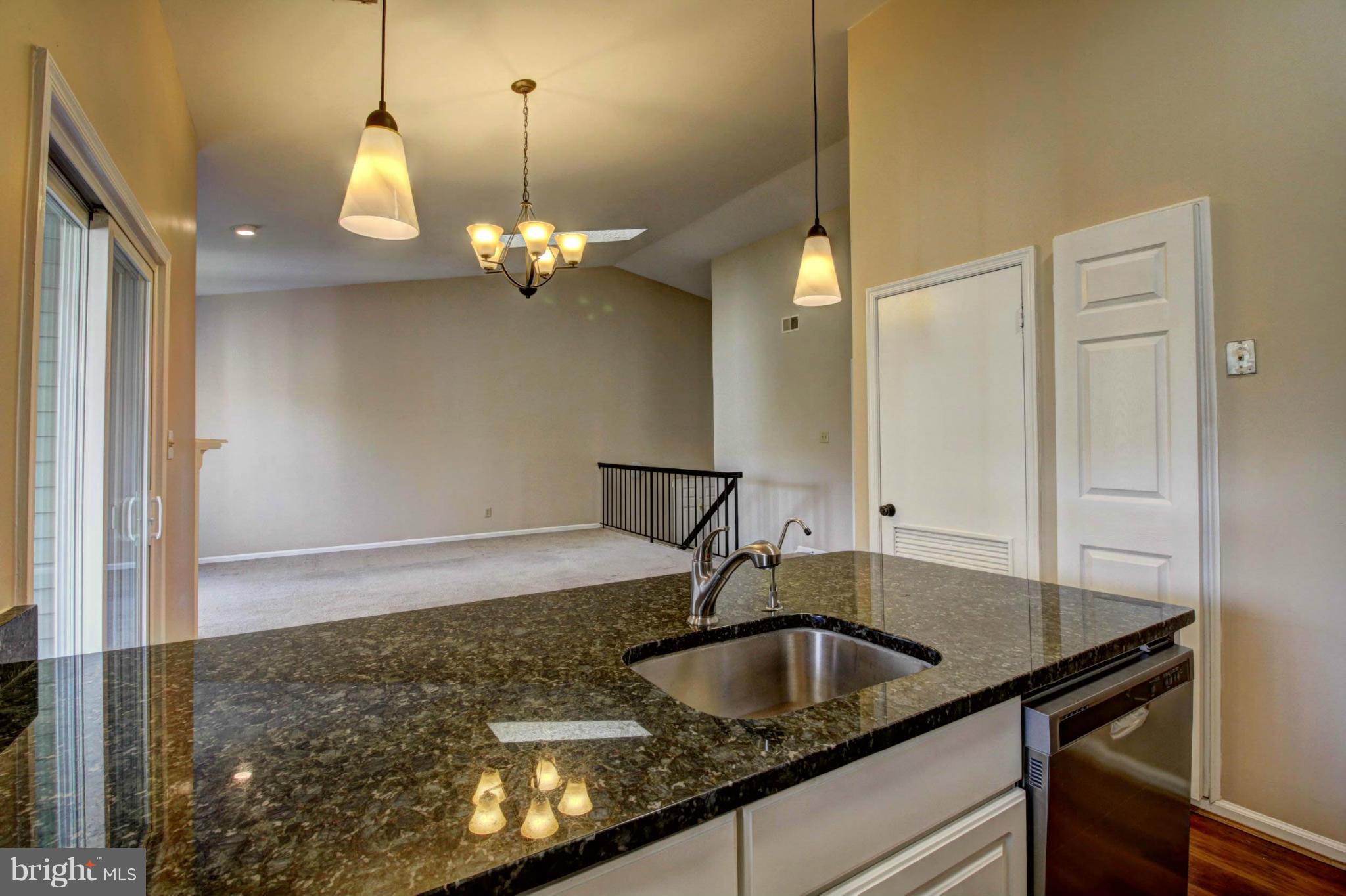 GRAYS POINTE - Residential