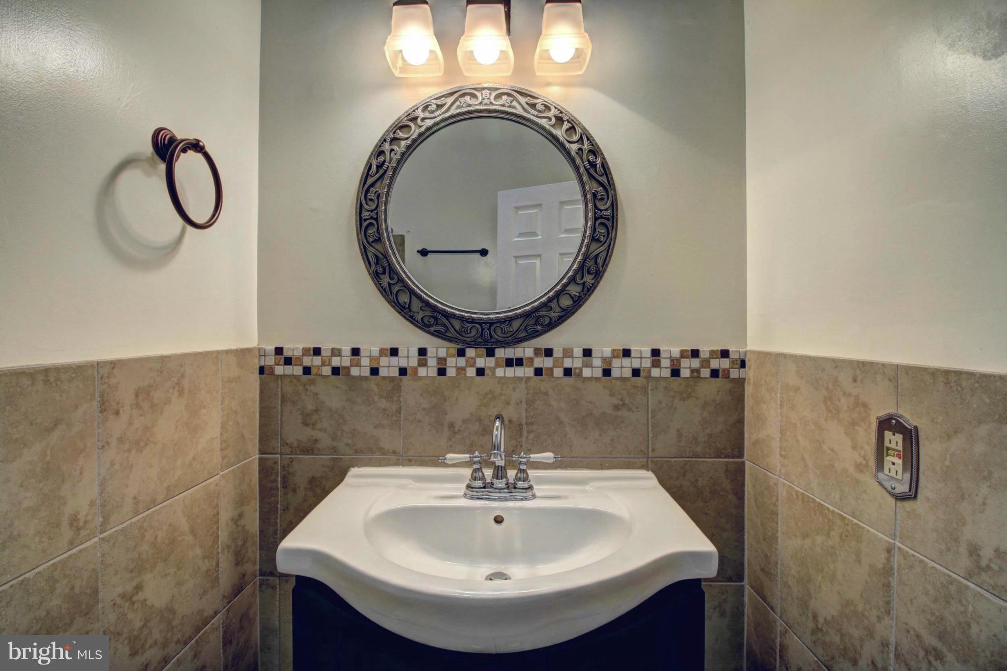 GRAYS POINTE - Residential