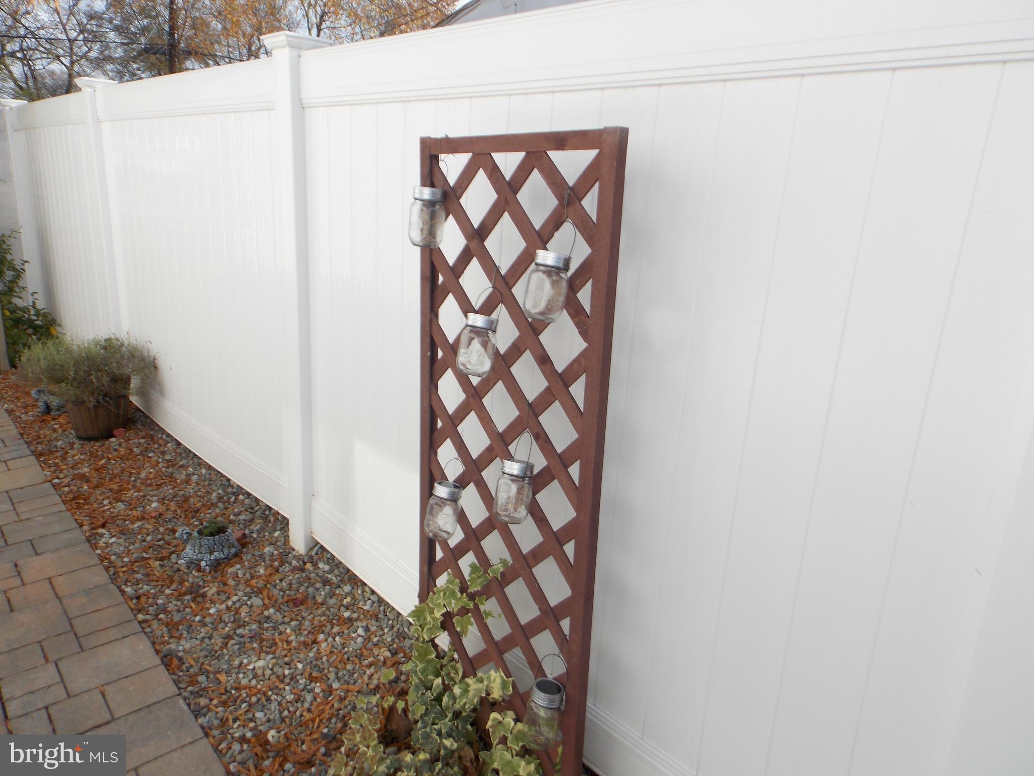 GLEN GARDENS - Residential