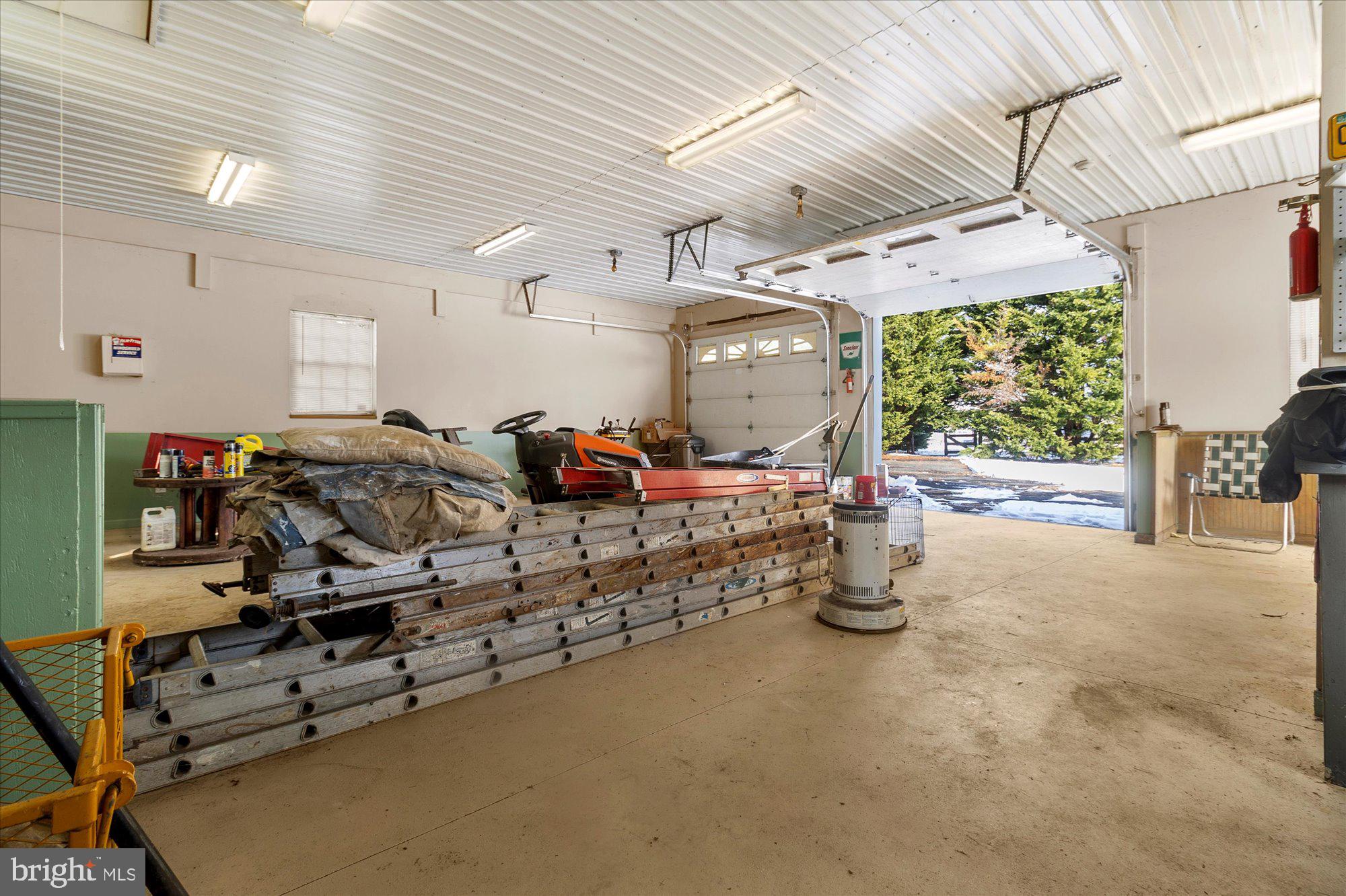 PEACEDALE COURT - Residential