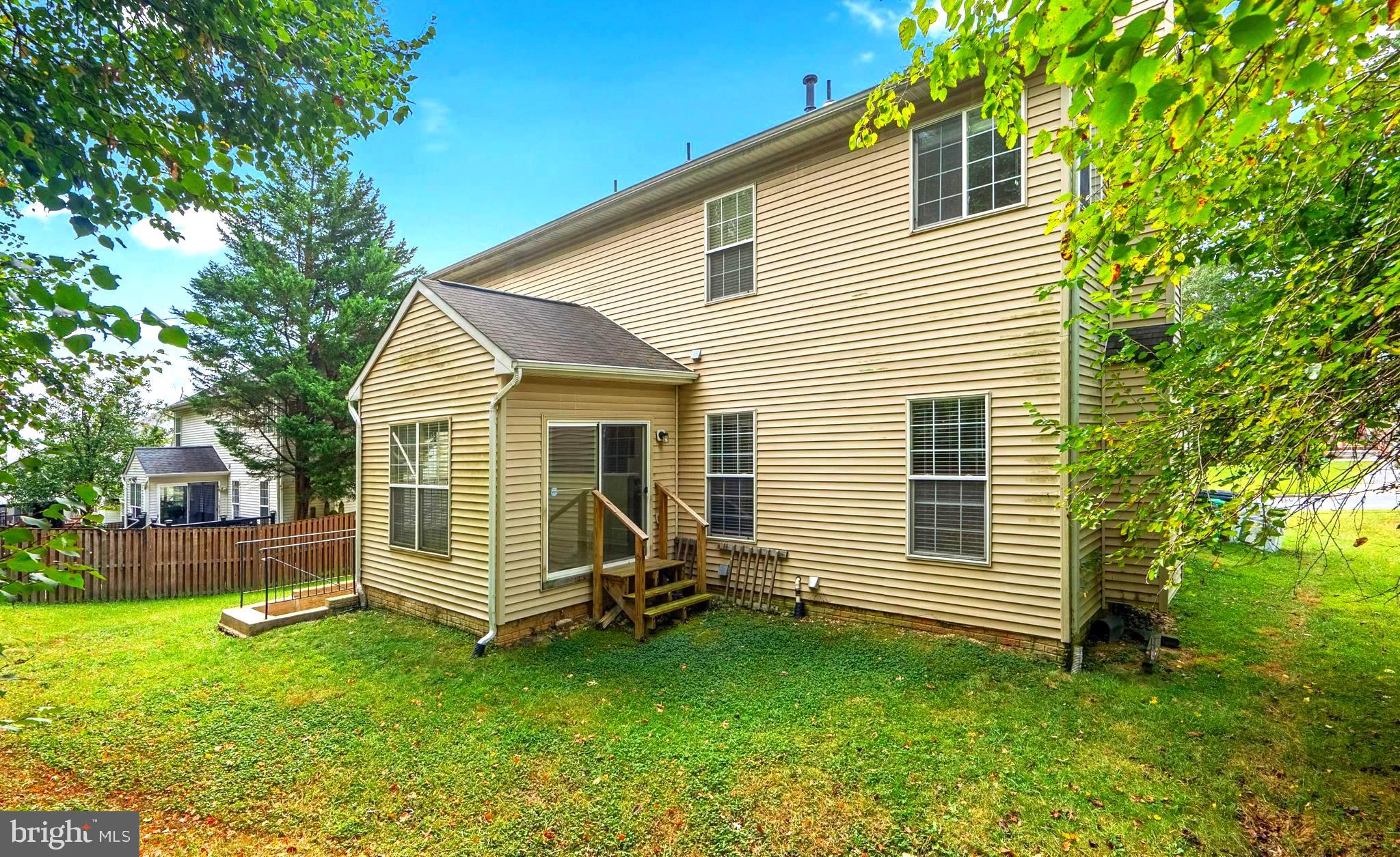 HOLLY HILL FARM - Residential Lease