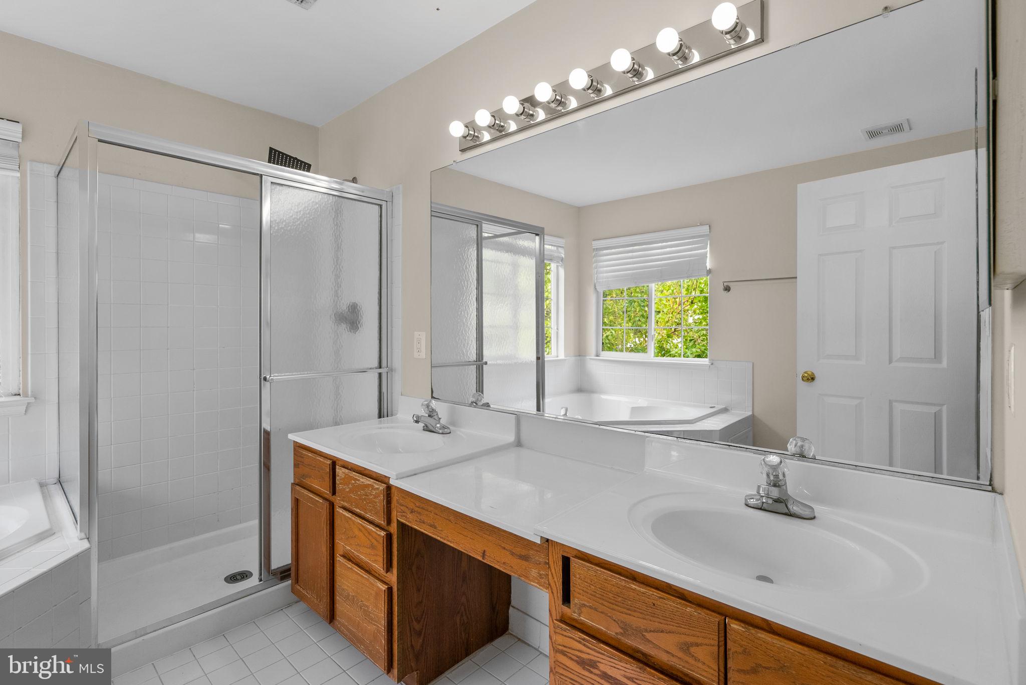 HOLLY HILL FARM - Residential Lease