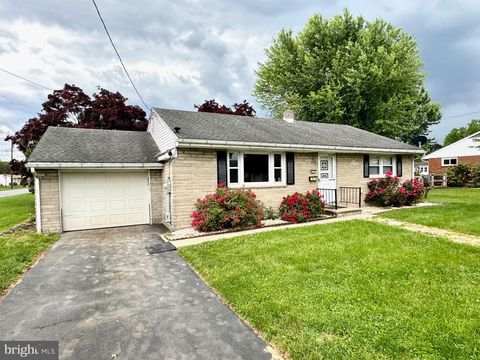 313 MARTHA STREET ROBESONIA PA 19551