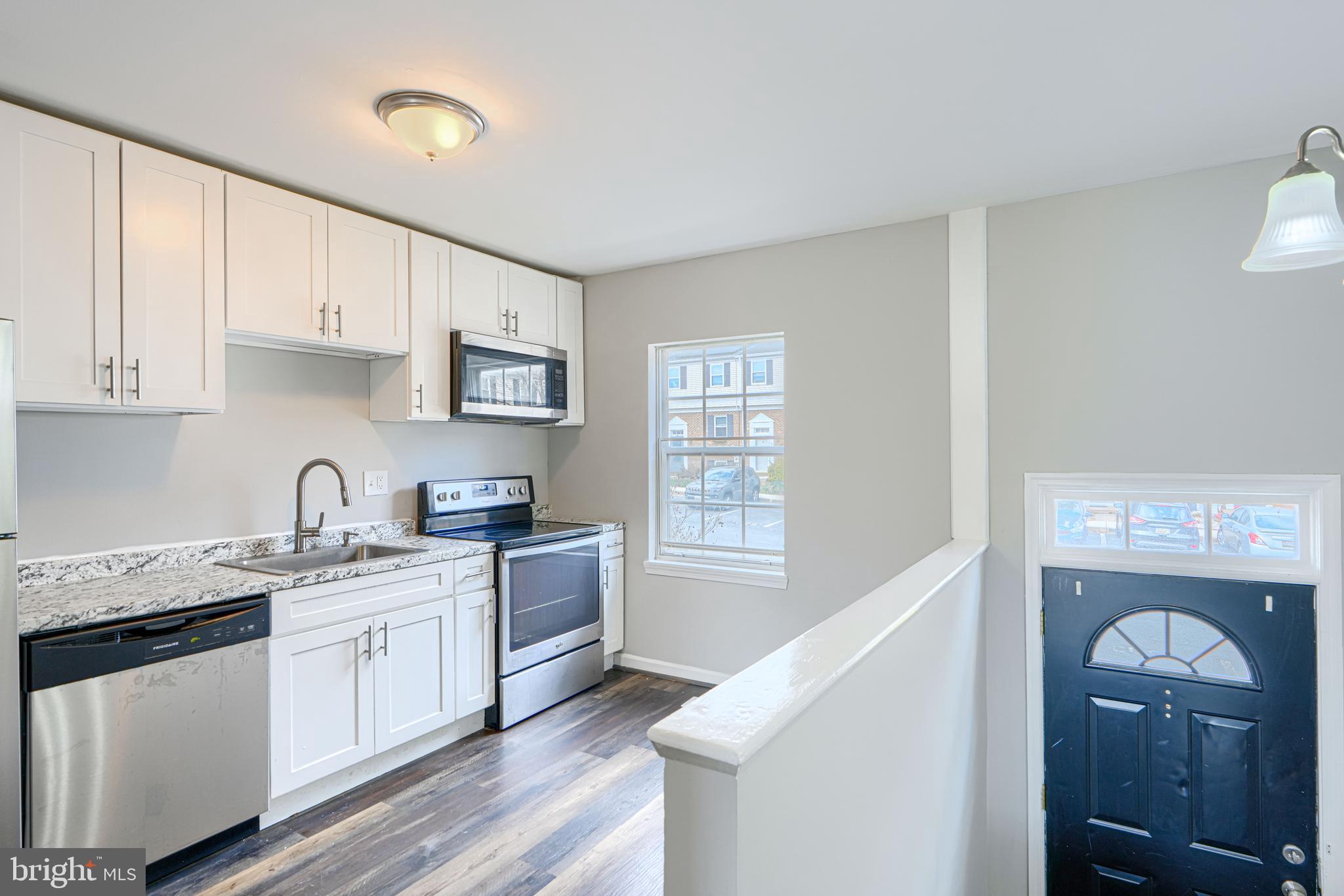 FRANKLIN RIDGE TOWNHOUSE - Residential