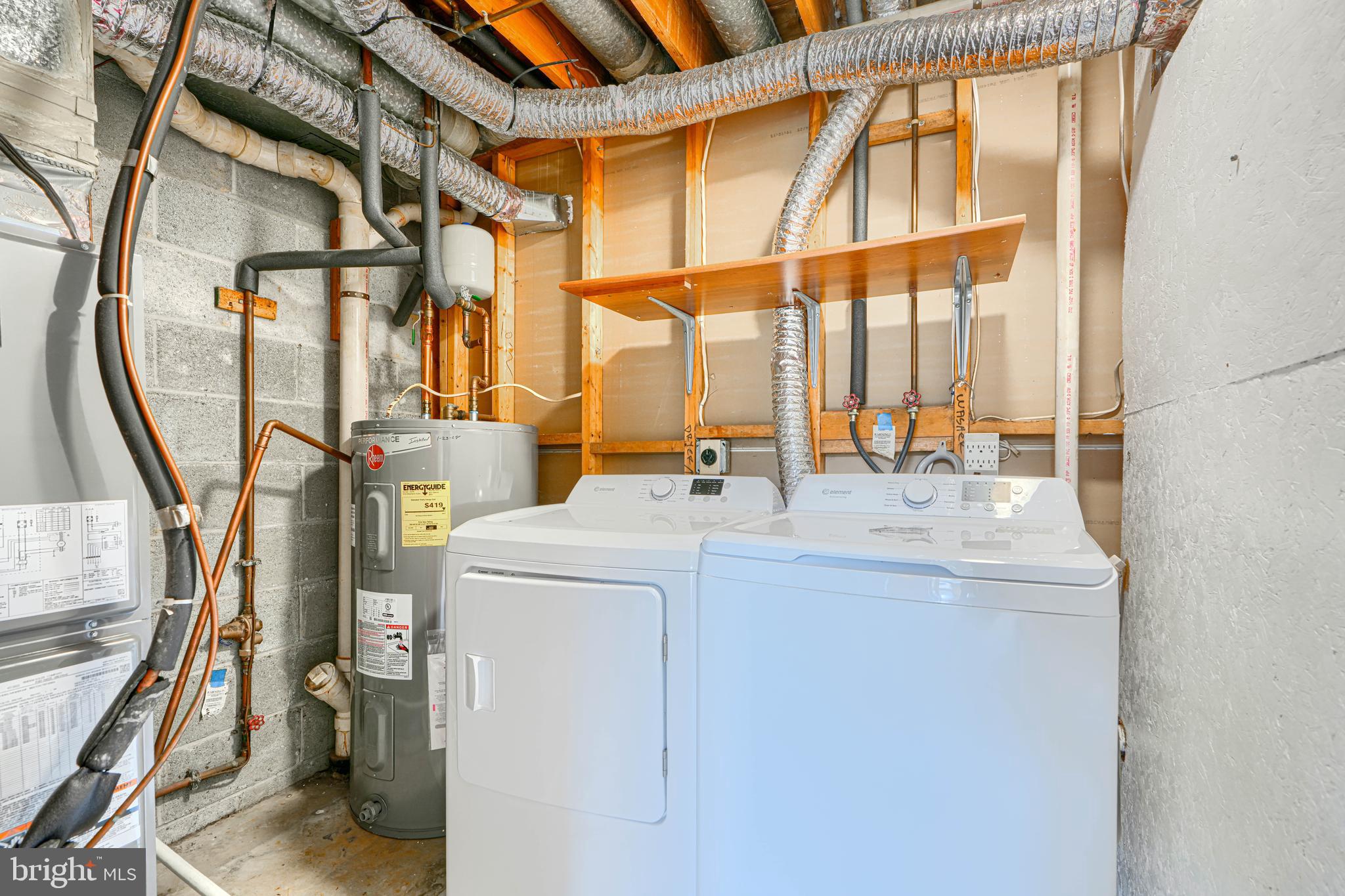 FRANKLIN RIDGE TOWNHOUSE - Residential