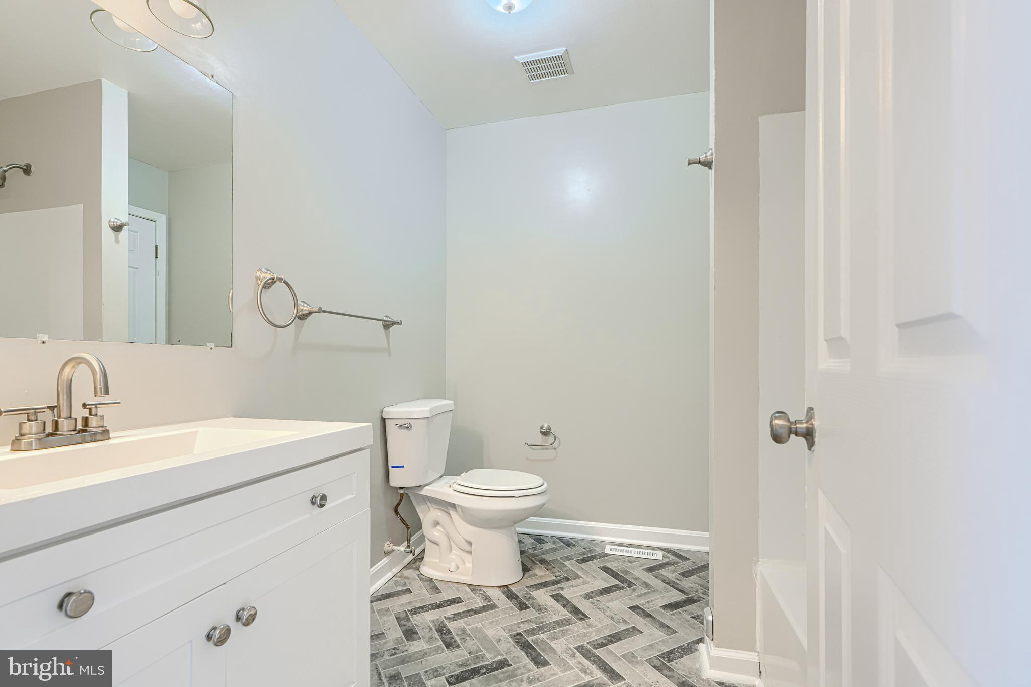 FRANKLIN RIDGE TOWNHOUSE - Residential