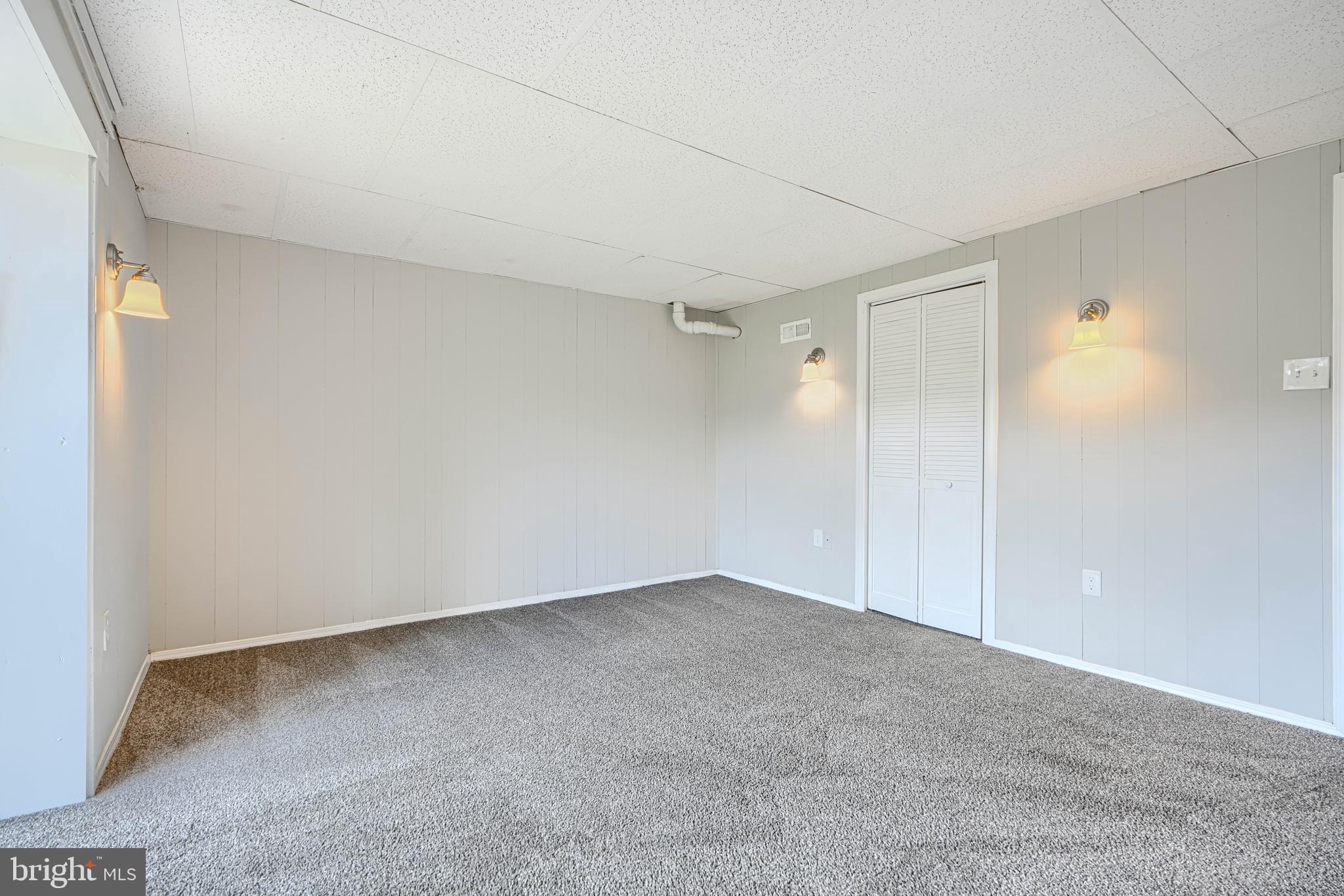 FRANKLIN RIDGE TOWNHOUSE - Residential