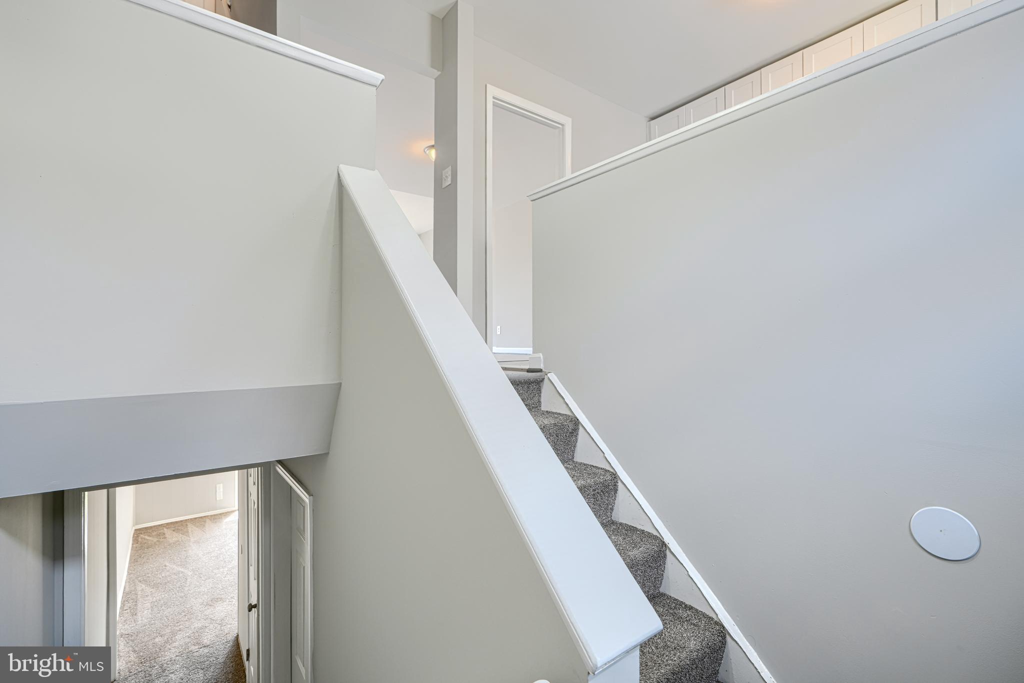 FRANKLIN RIDGE TOWNHOUSE - Residential