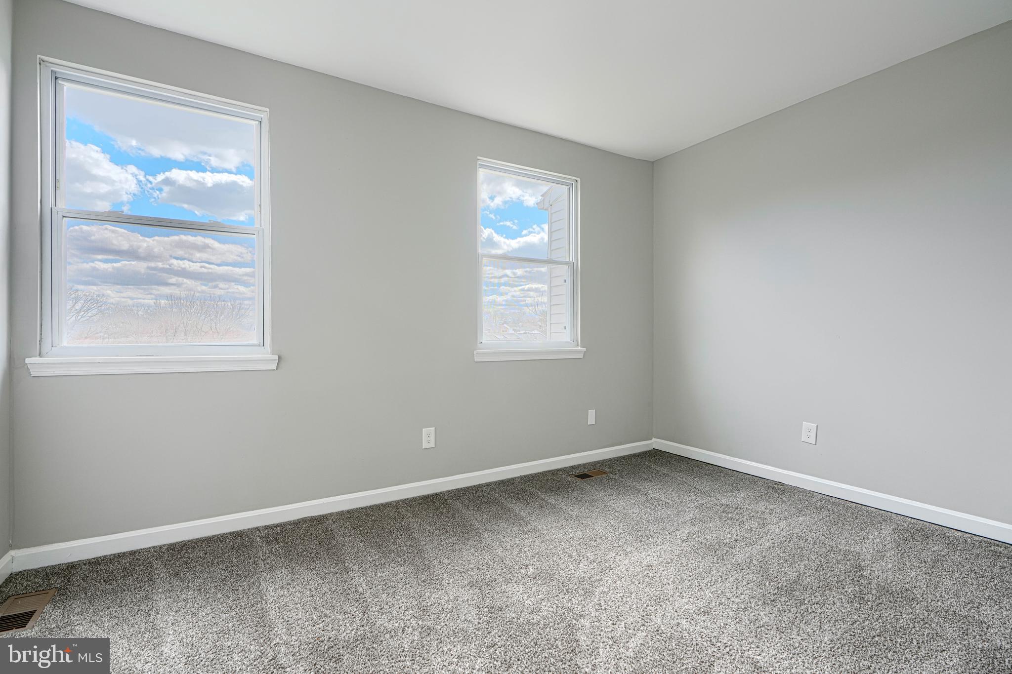 FRANKLIN RIDGE TOWNHOUSE - Residential