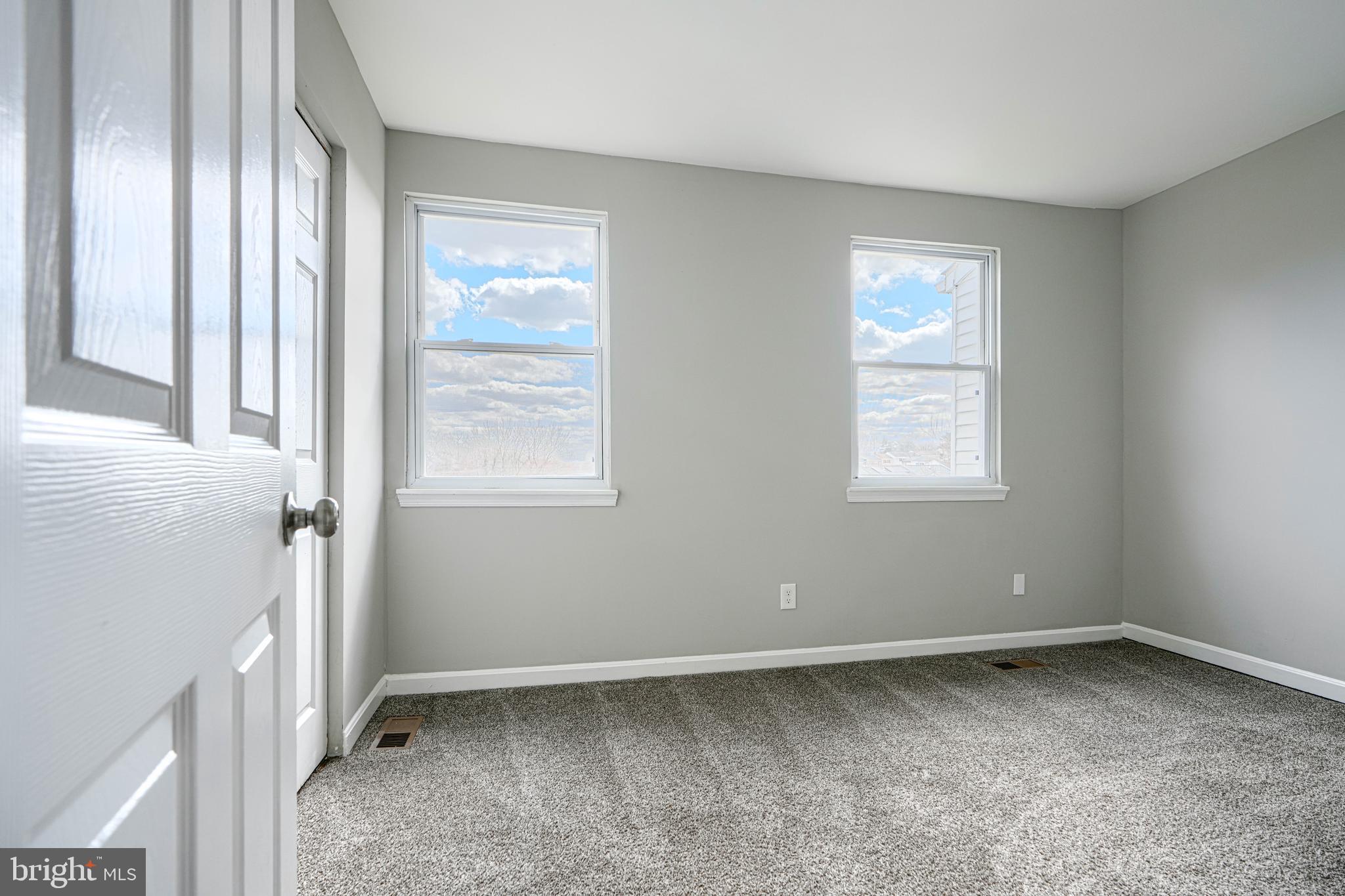 FRANKLIN RIDGE TOWNHOUSE - Residential