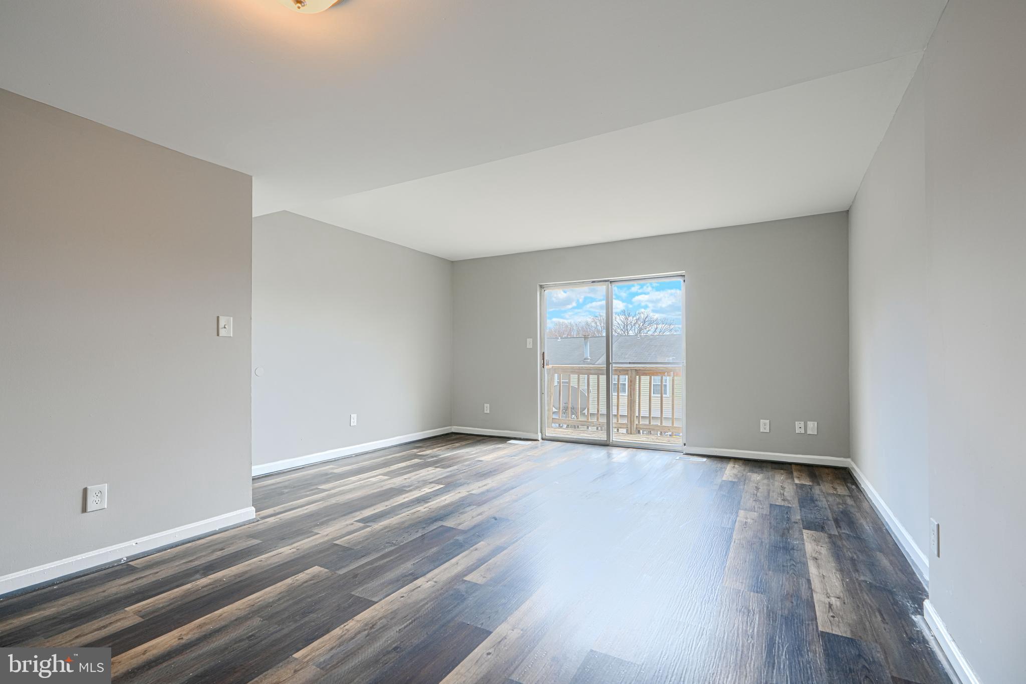 FRANKLIN RIDGE TOWNHOUSE - Residential