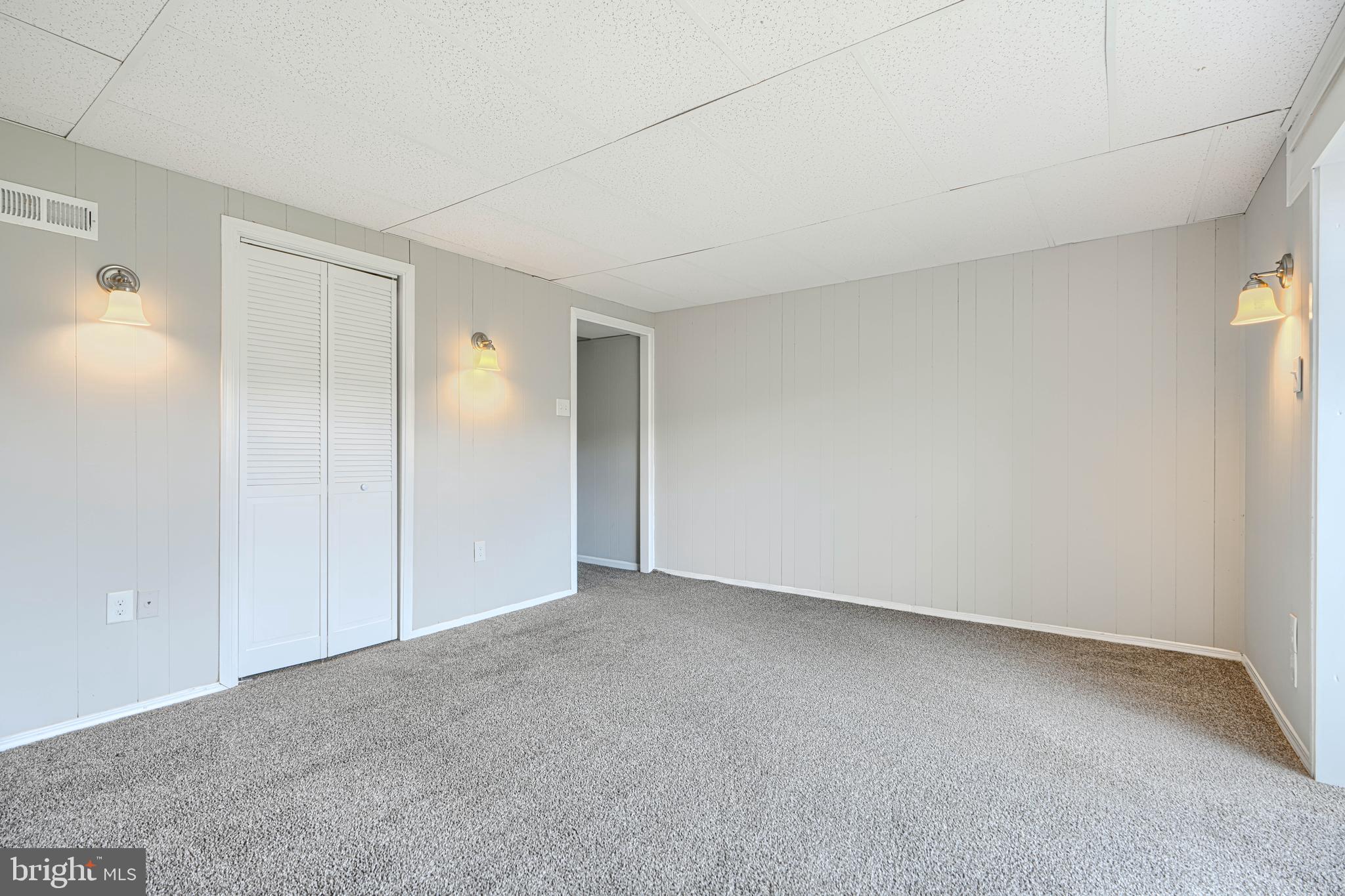 FRANKLIN RIDGE TOWNHOUSE - Residential