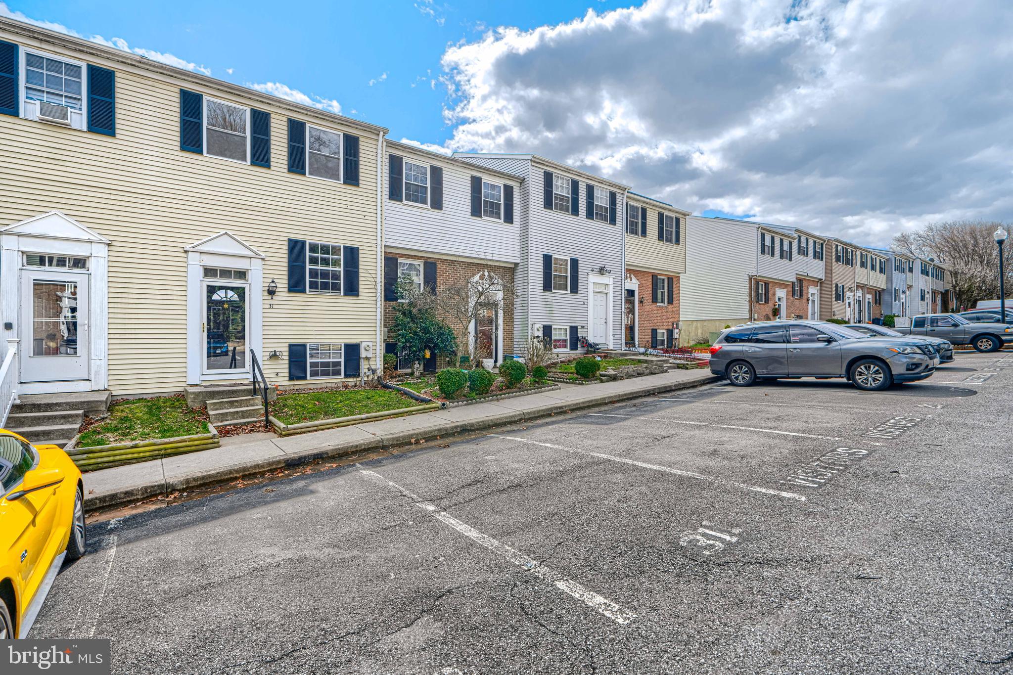 FRANKLIN RIDGE TOWNHOUSE - Residential