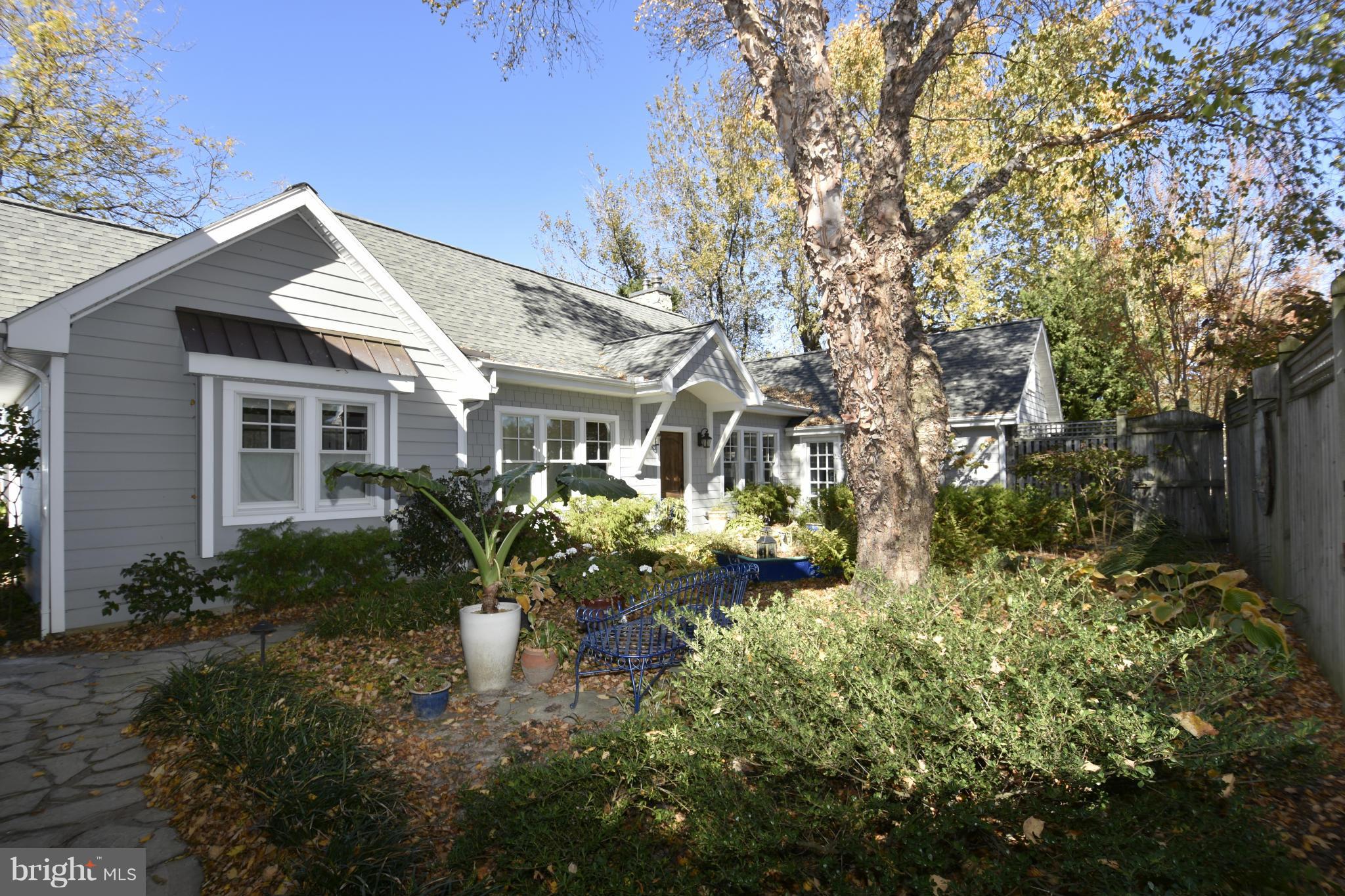 6050 SUNSET LANE
