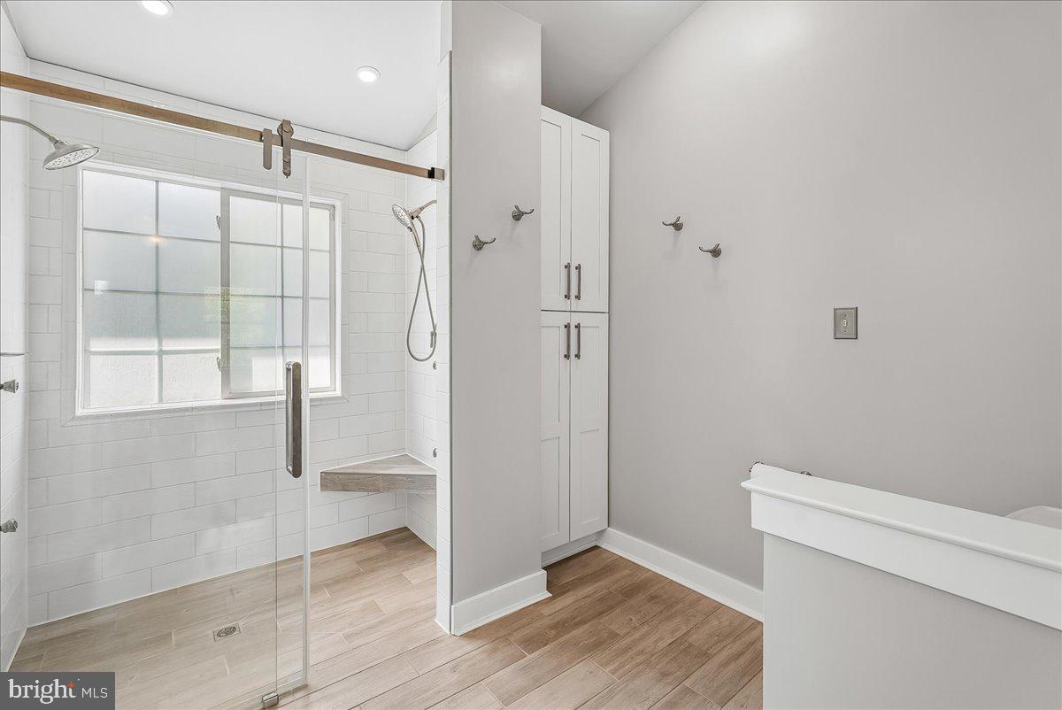 ASHBURN FARM - Residential