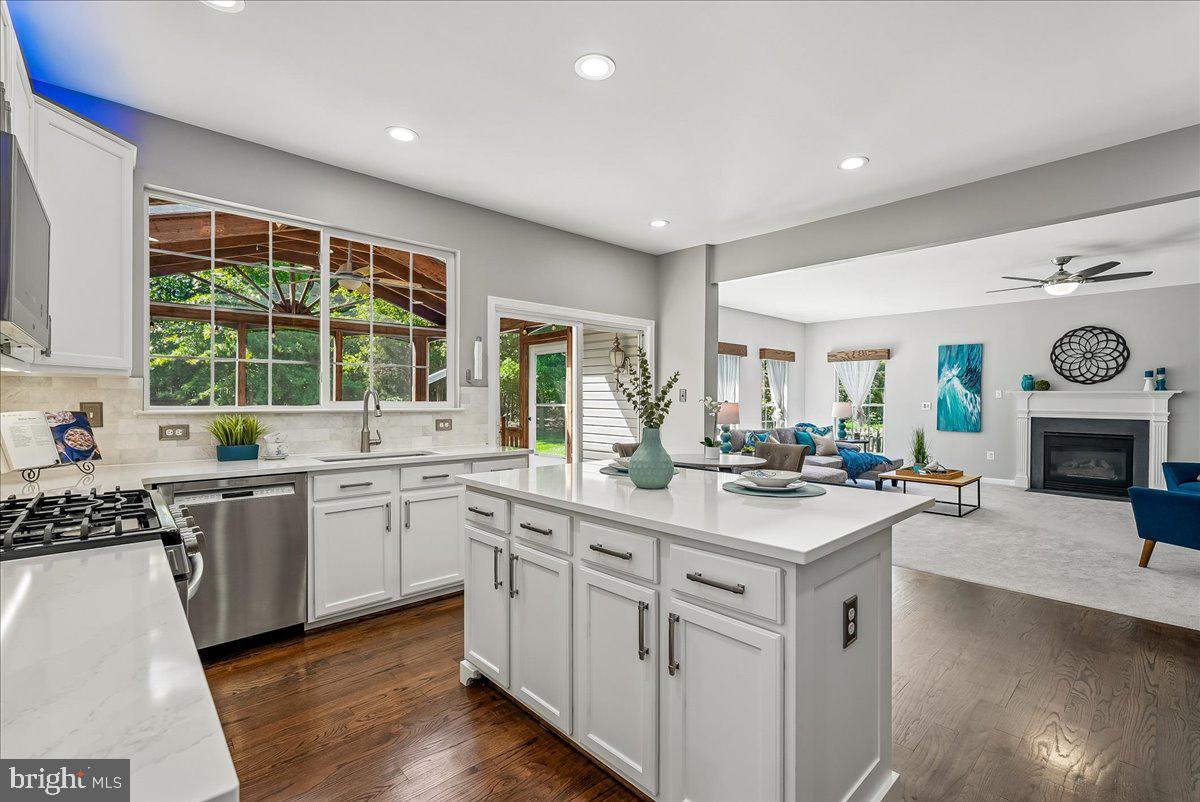 ASHBURN FARM - Residential