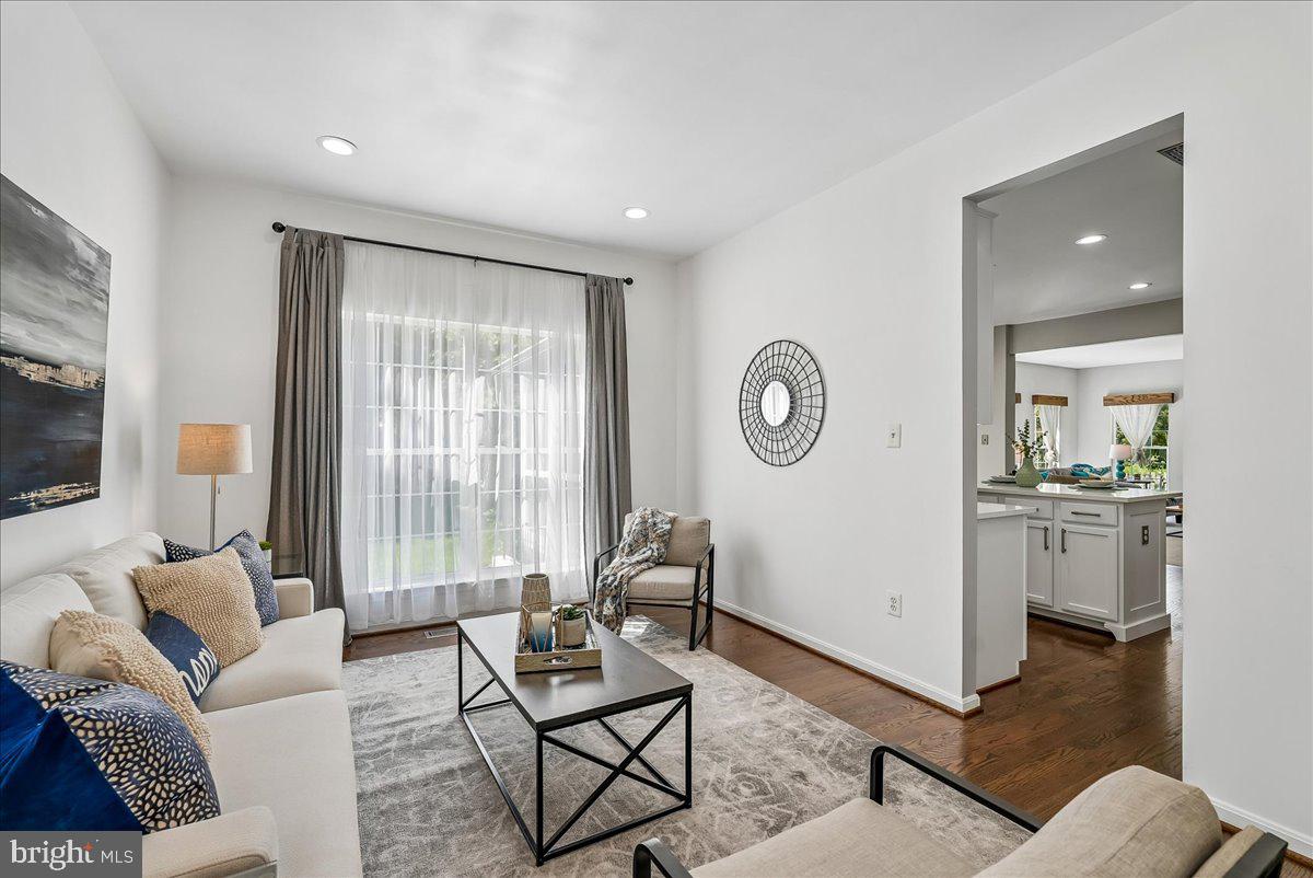 ASHBURN FARM - Residential