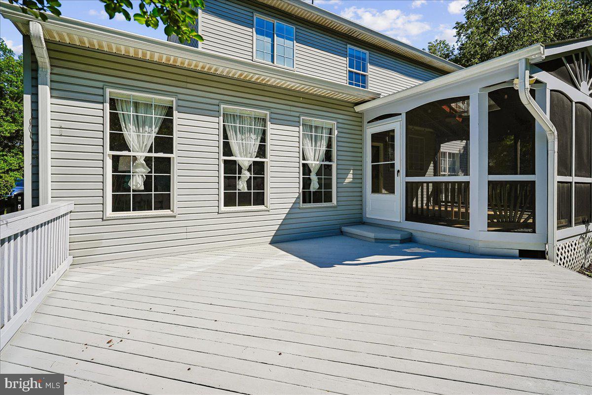 ASHBURN FARM - Residential
