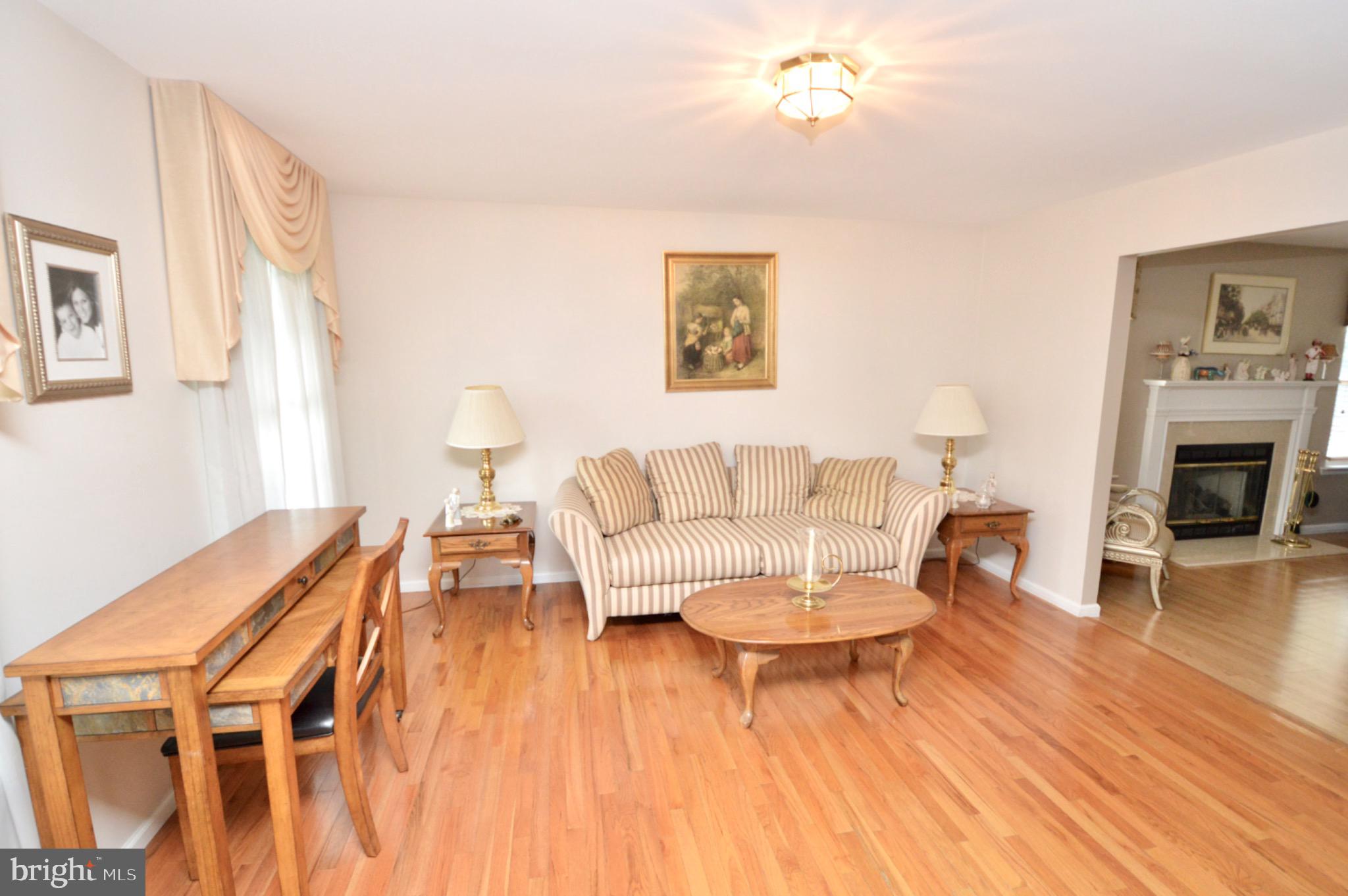 8 TOBY WELLS COURT
