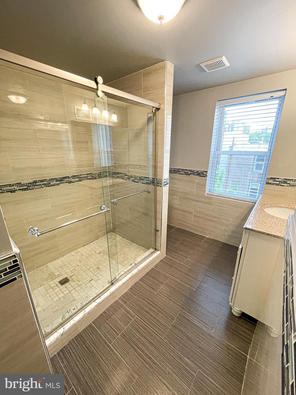 BELLA VISTA - Residential Lease