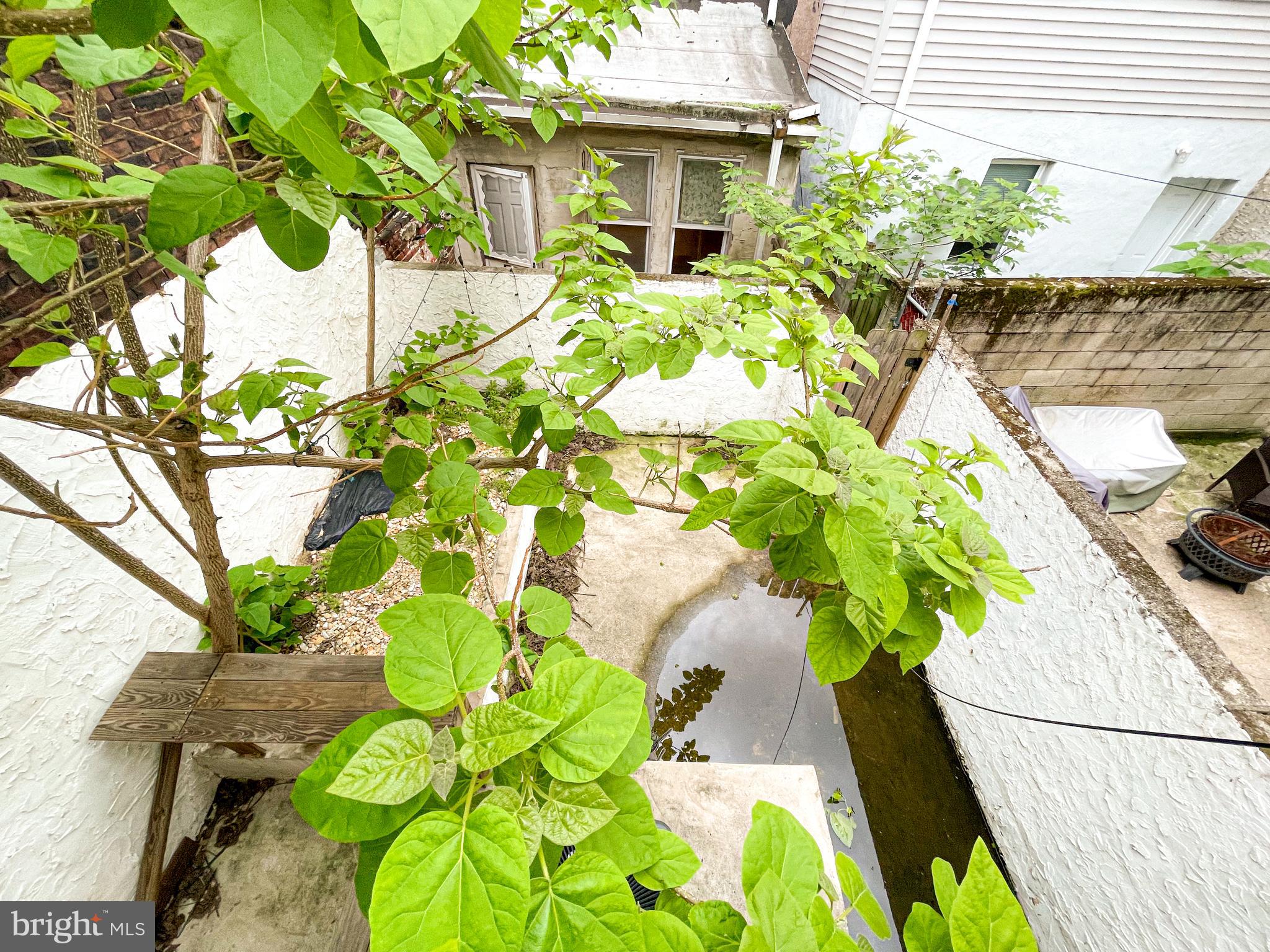 BELLA VISTA - Residential Lease