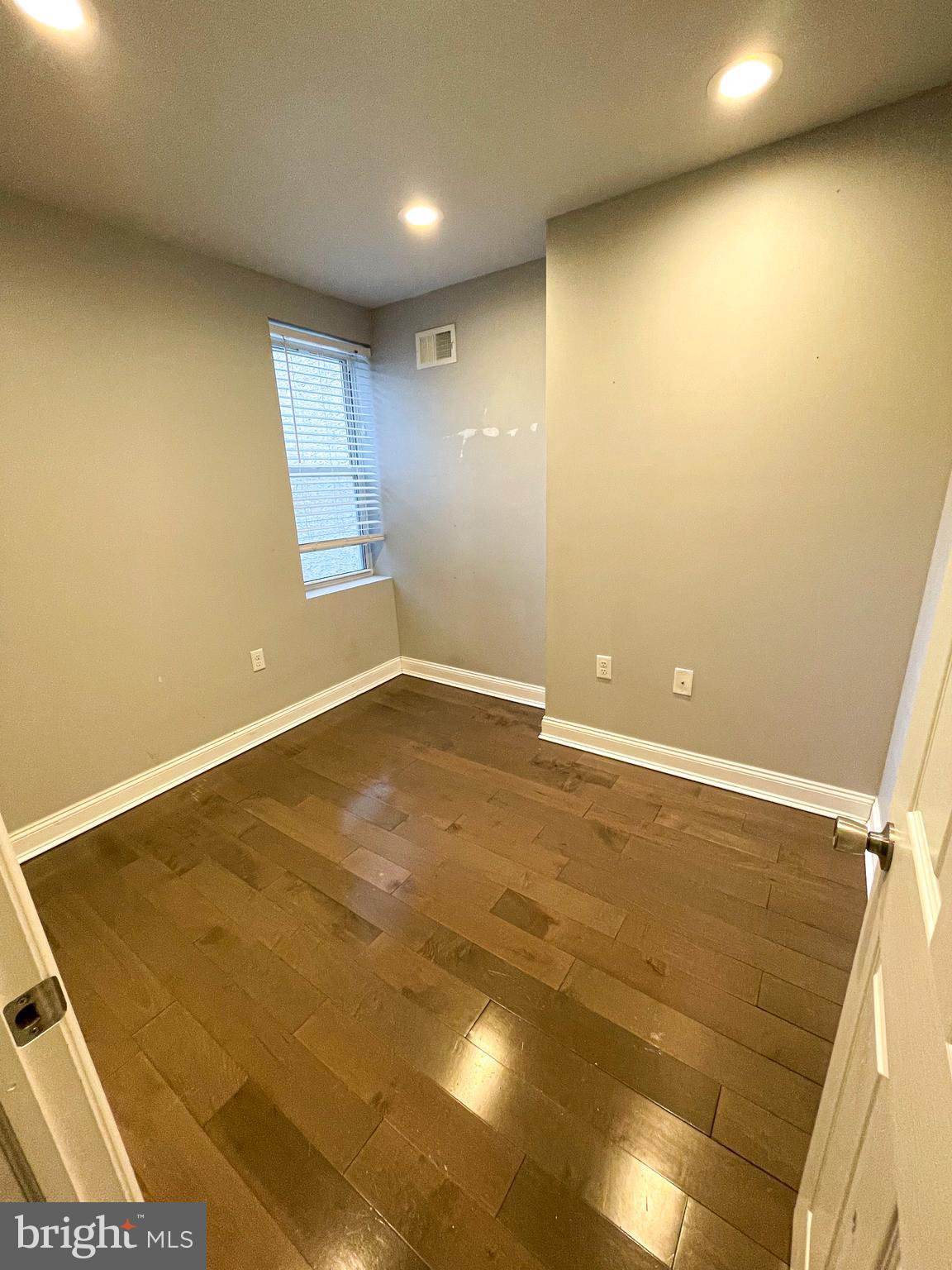 BELLA VISTA - Residential Lease