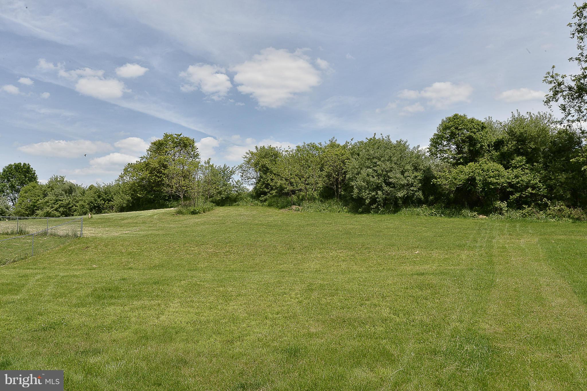 WILLIAMSBURG - Residential