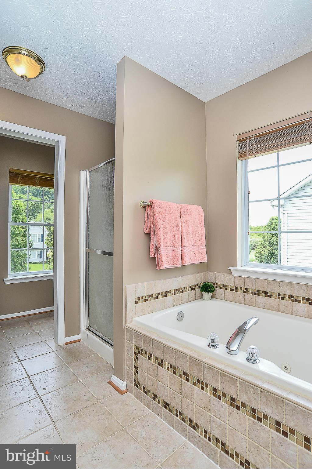 WILLIAMSBURG - Residential