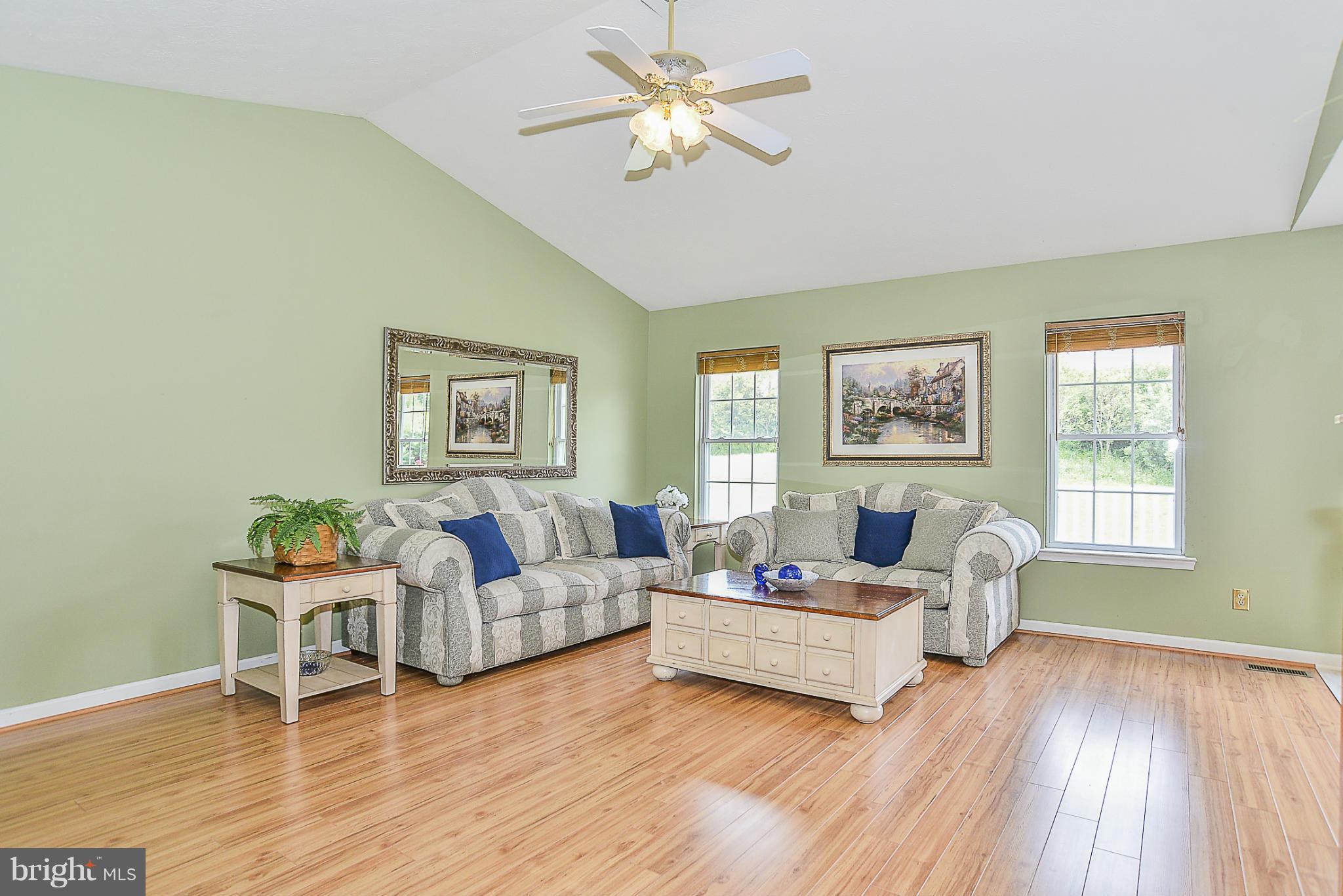 WILLIAMSBURG - Residential