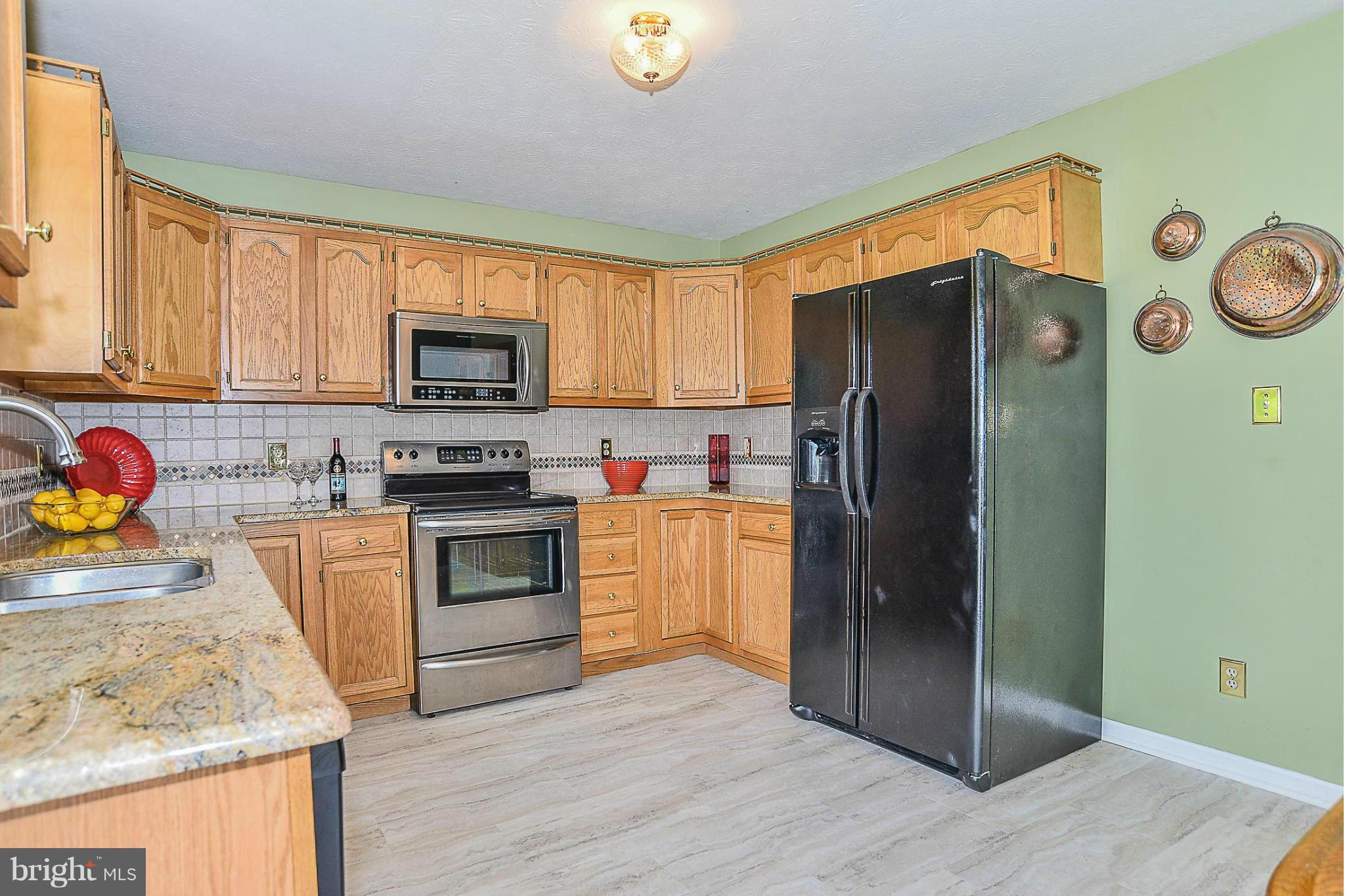 WILLIAMSBURG - Residential