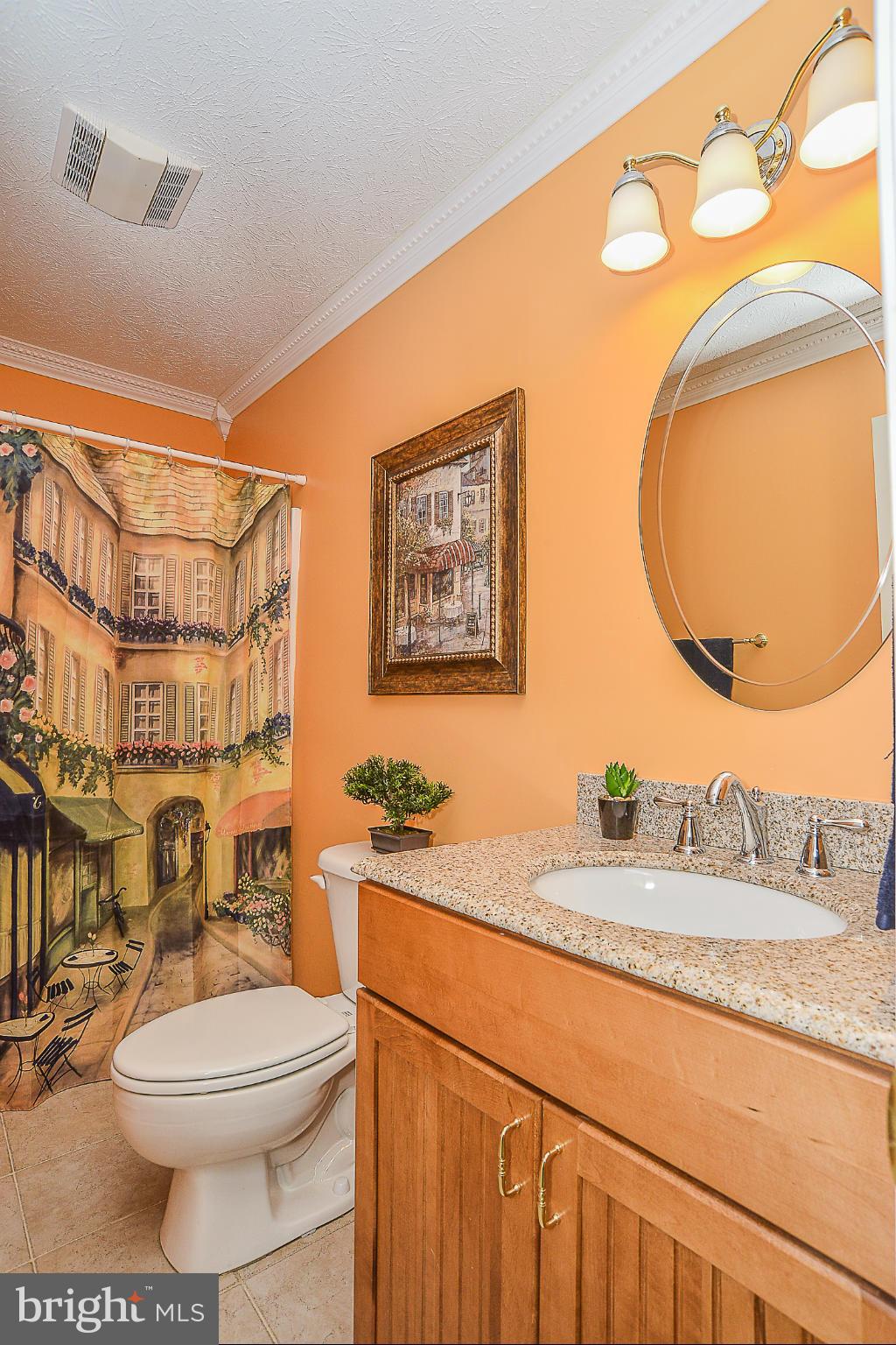 WILLIAMSBURG - Residential