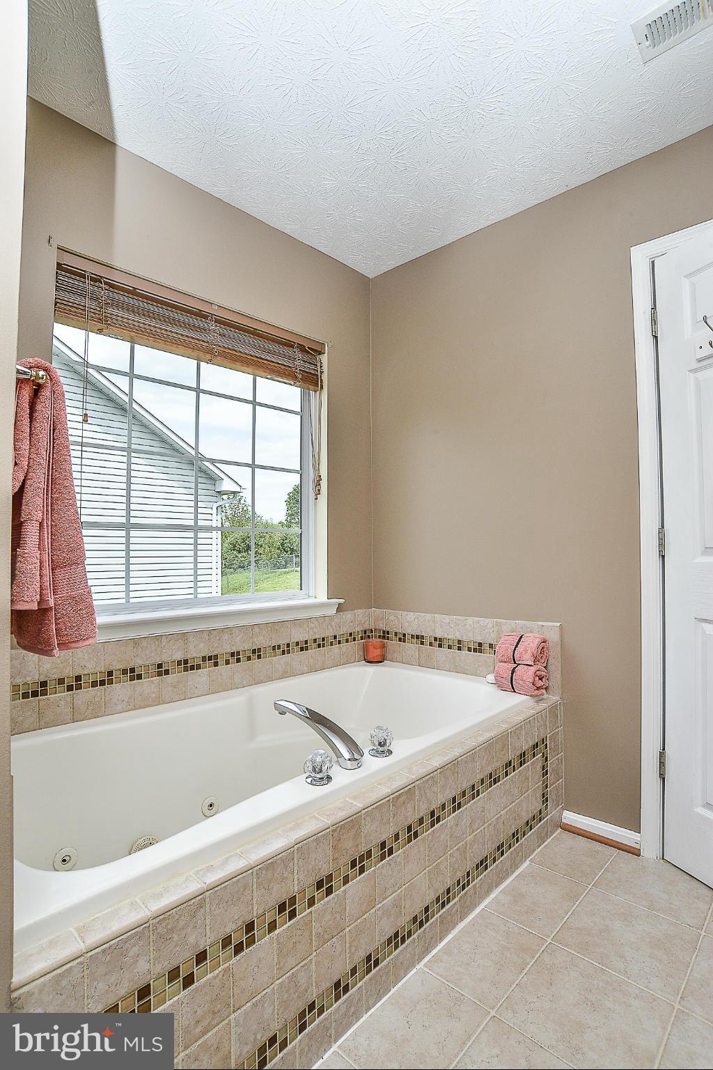 WILLIAMSBURG - Residential