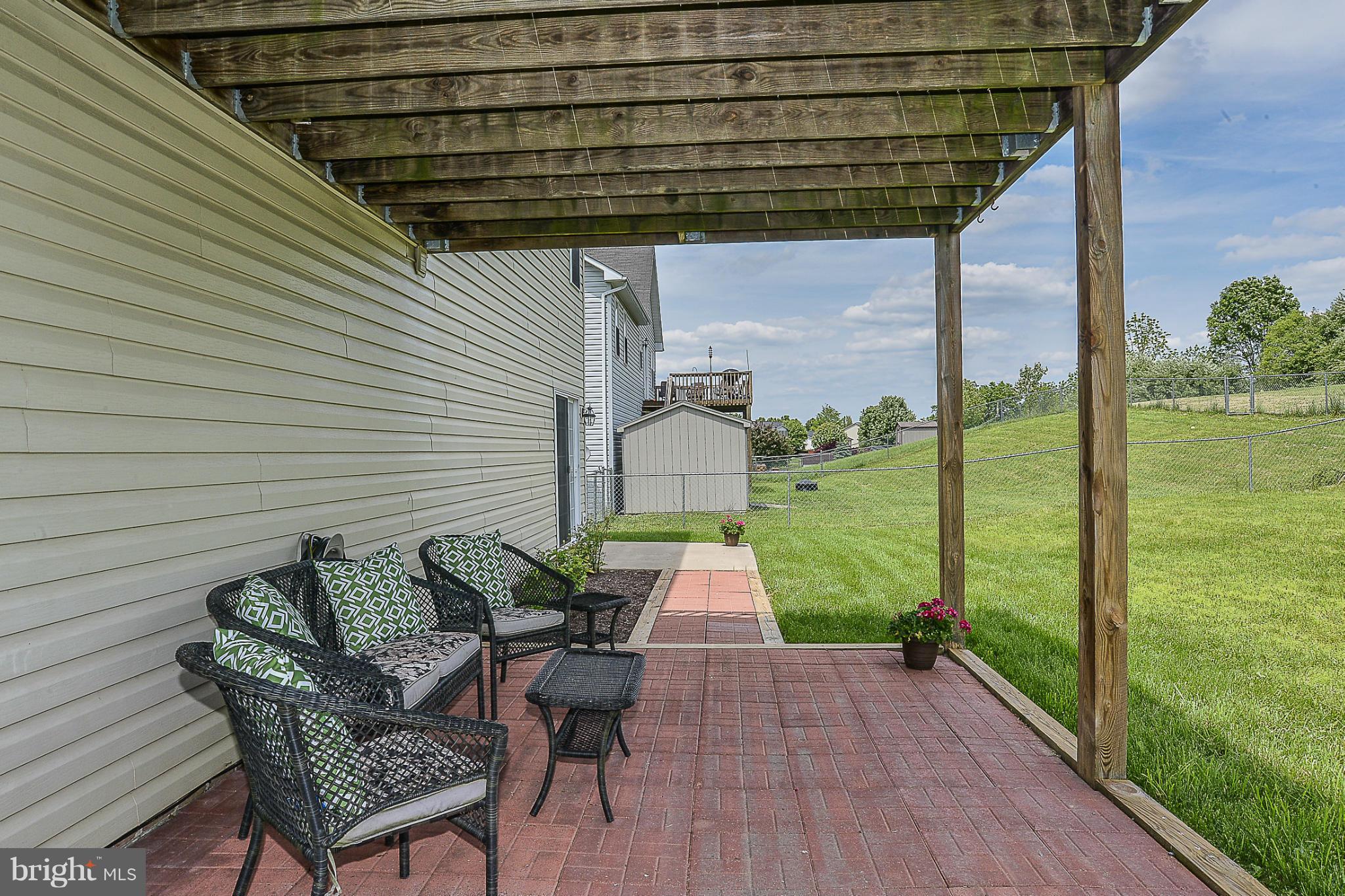 WILLIAMSBURG - Residential