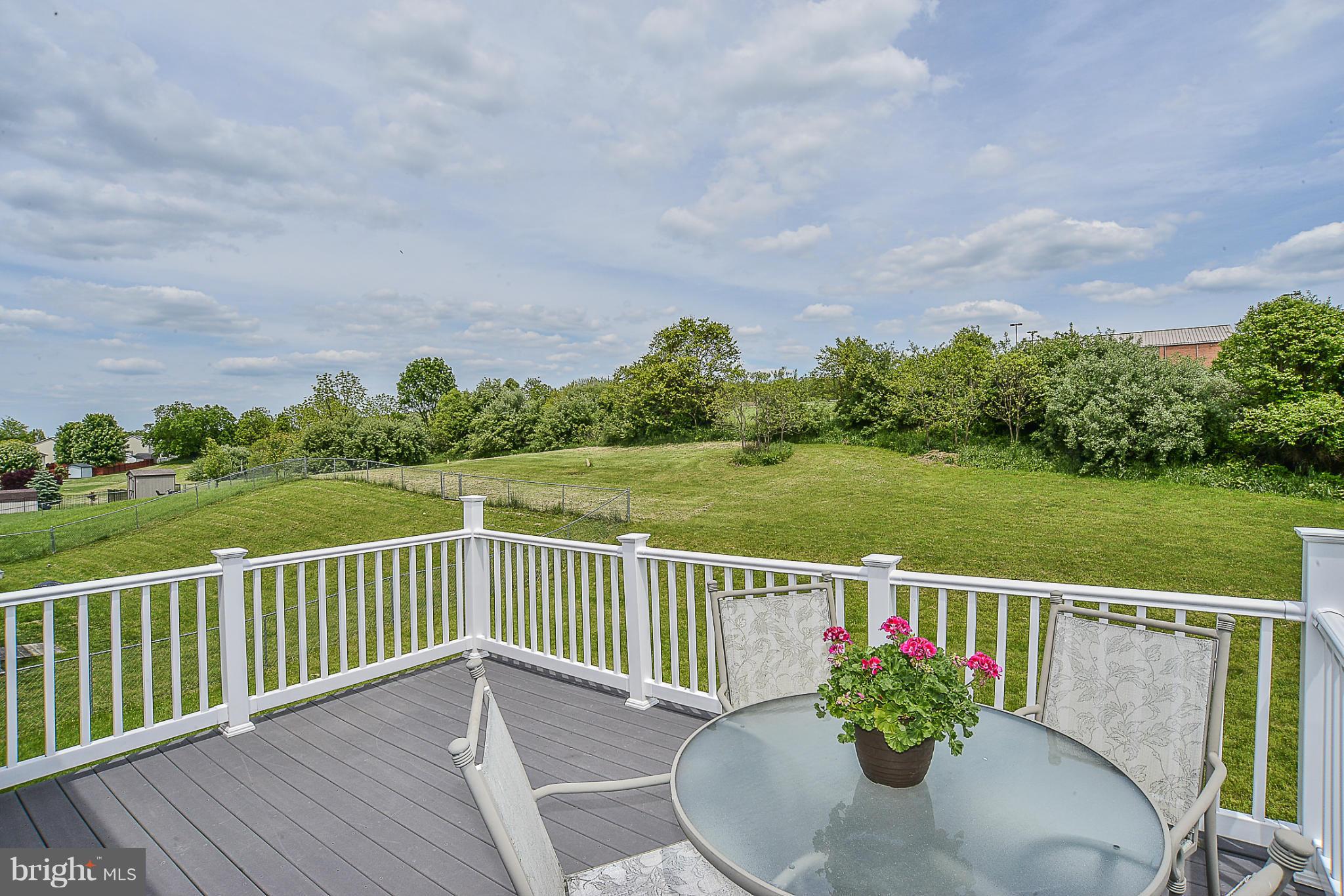 WILLIAMSBURG - Residential